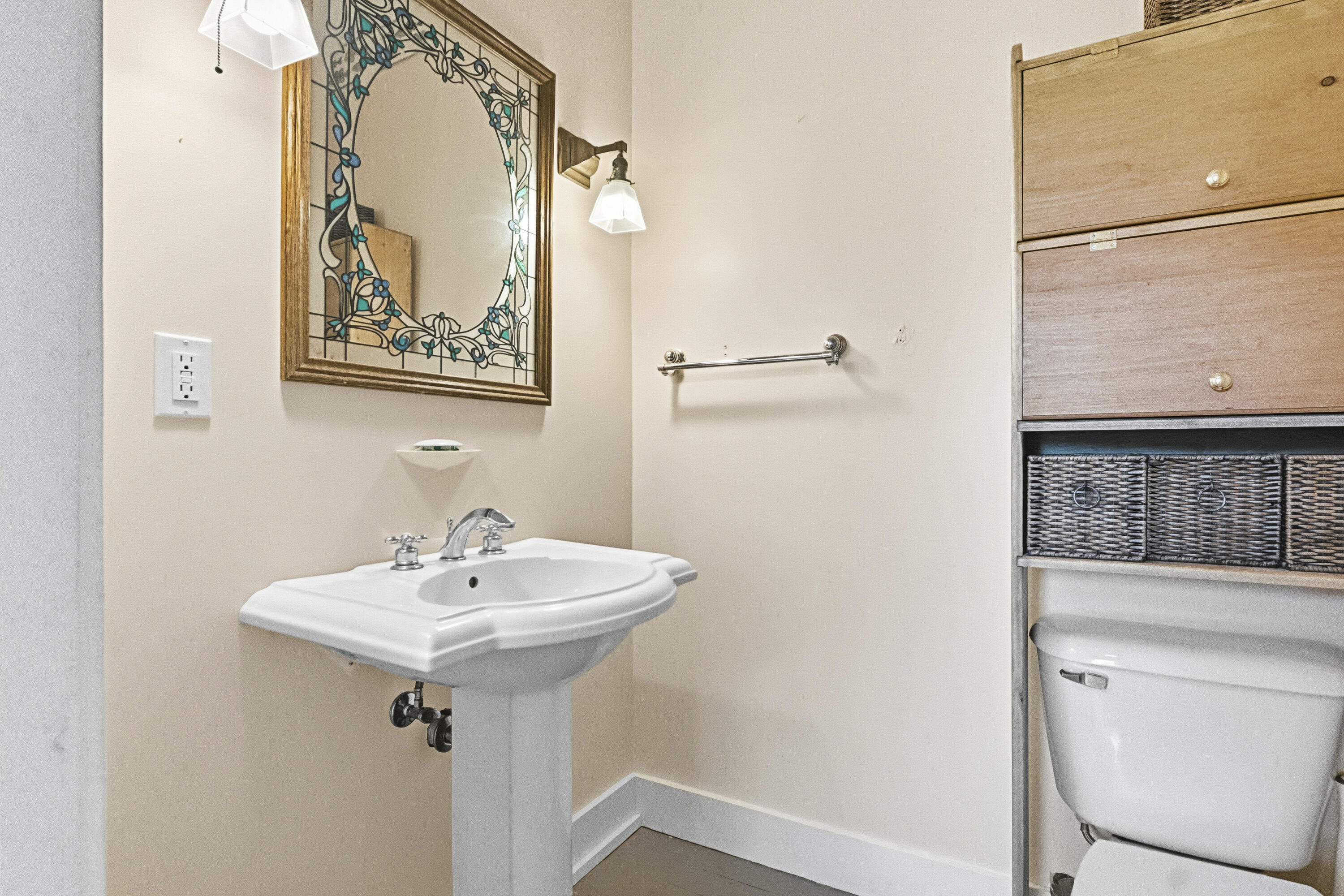83 Bath Road Property Photo 65