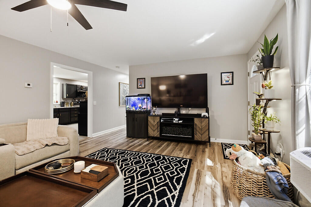 692 Irish Road Property Photo 21