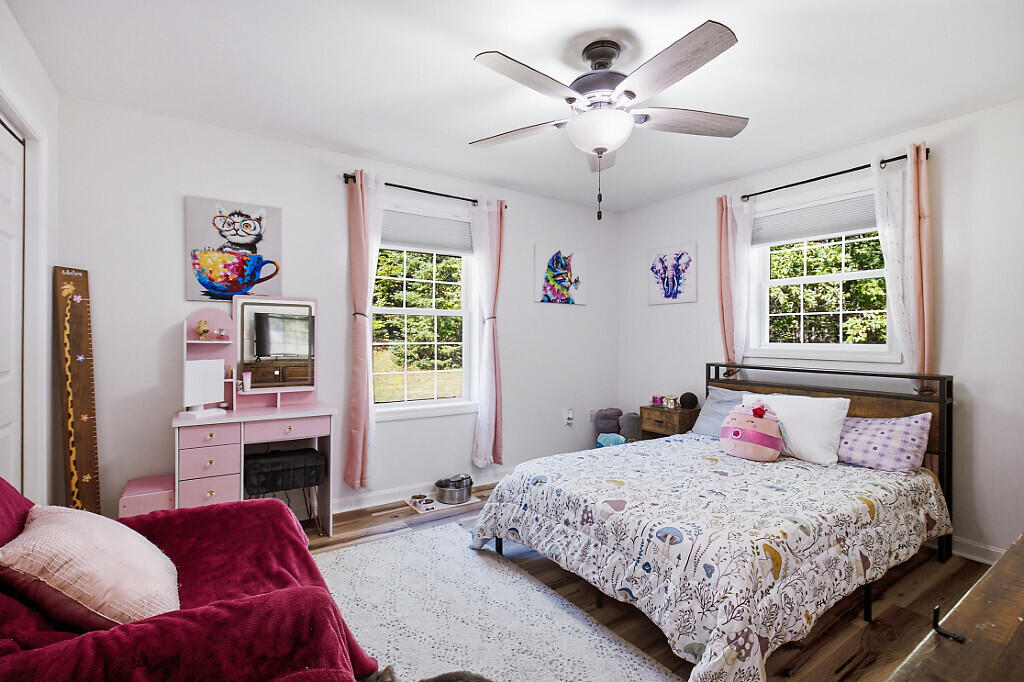 692 Irish Road Property Photo 34