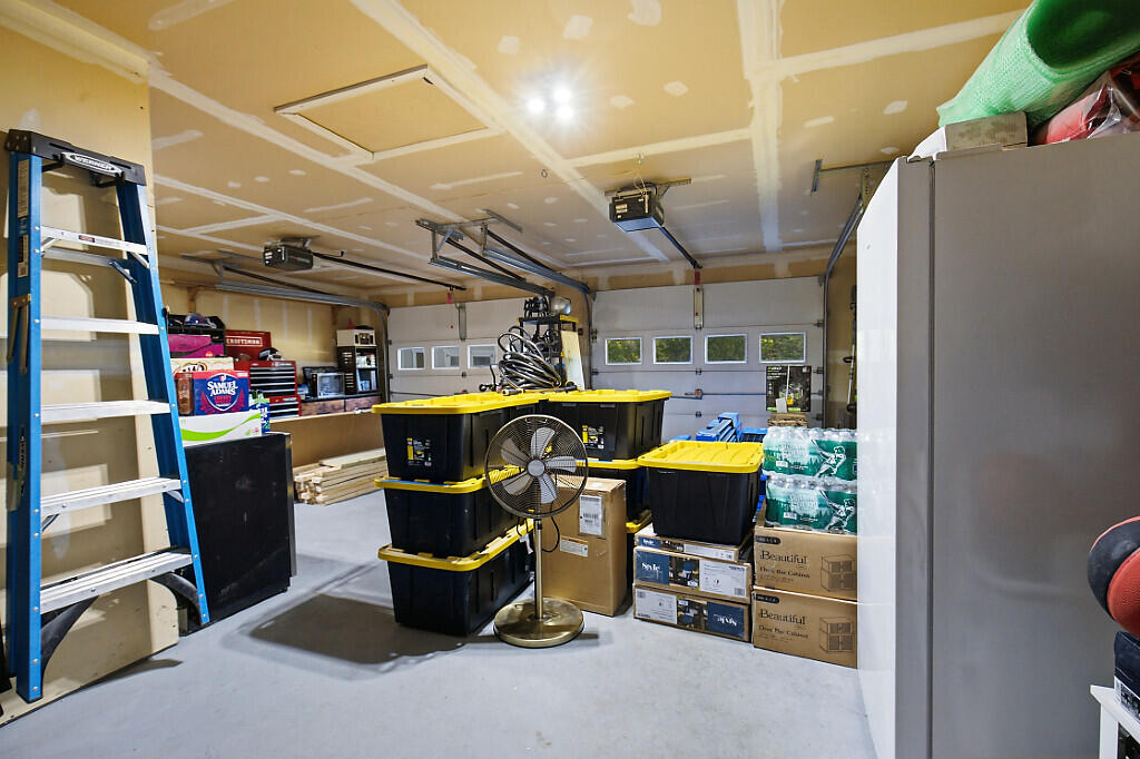 692 Irish Road Property Photo 38
