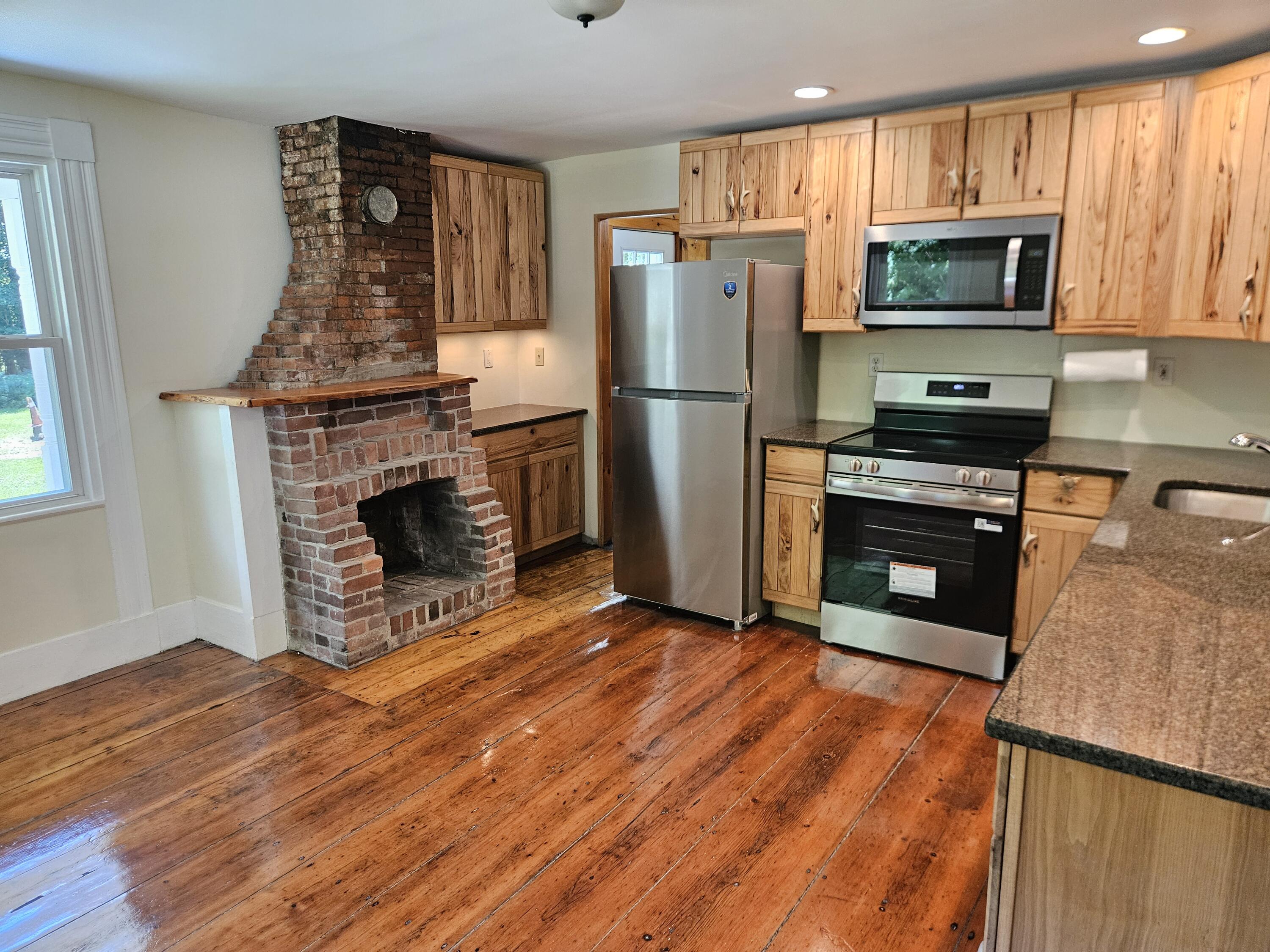 189 Degerstrom Road Property Photo 11