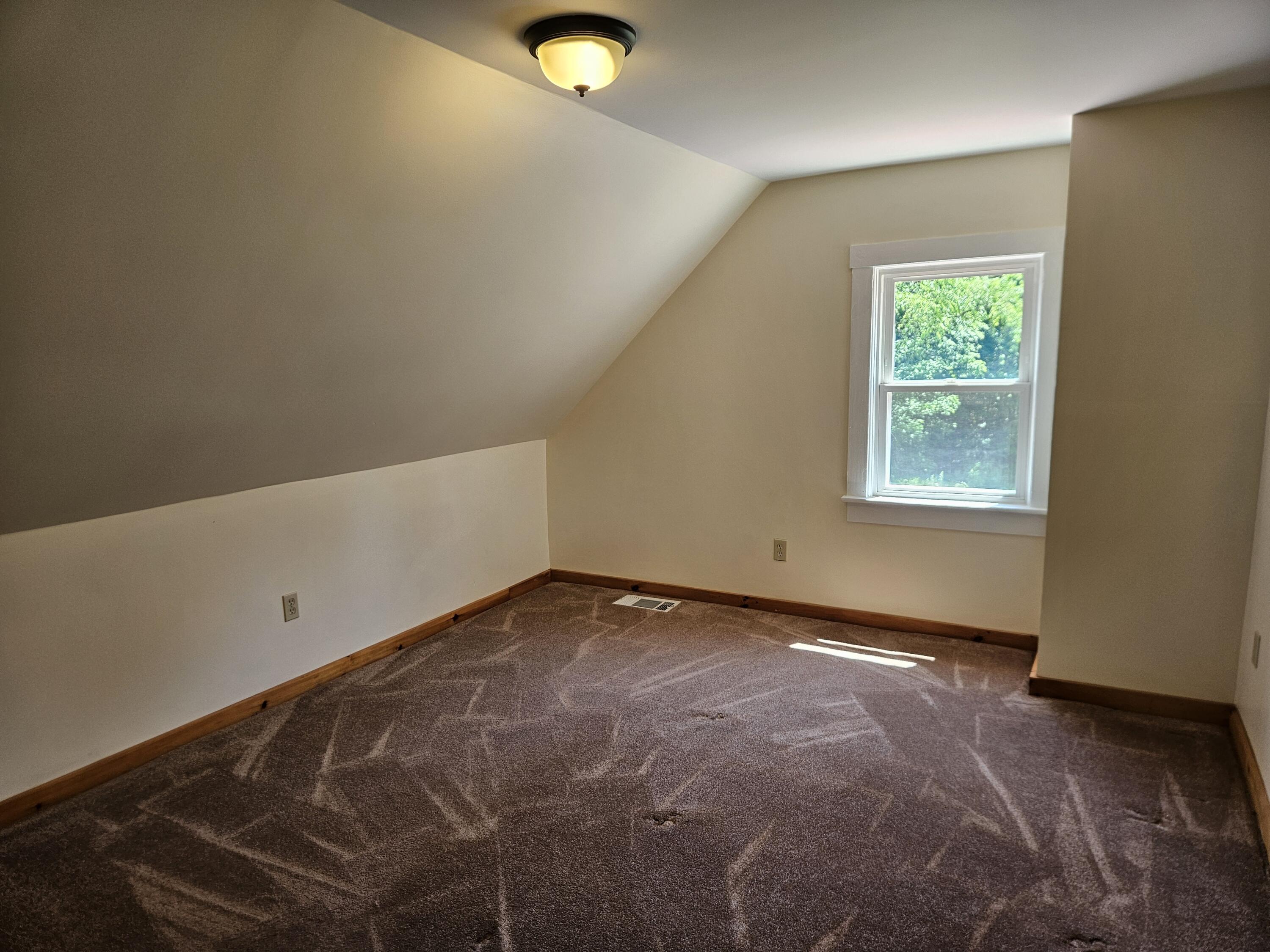 189 Degerstrom Road Property Photo 32
