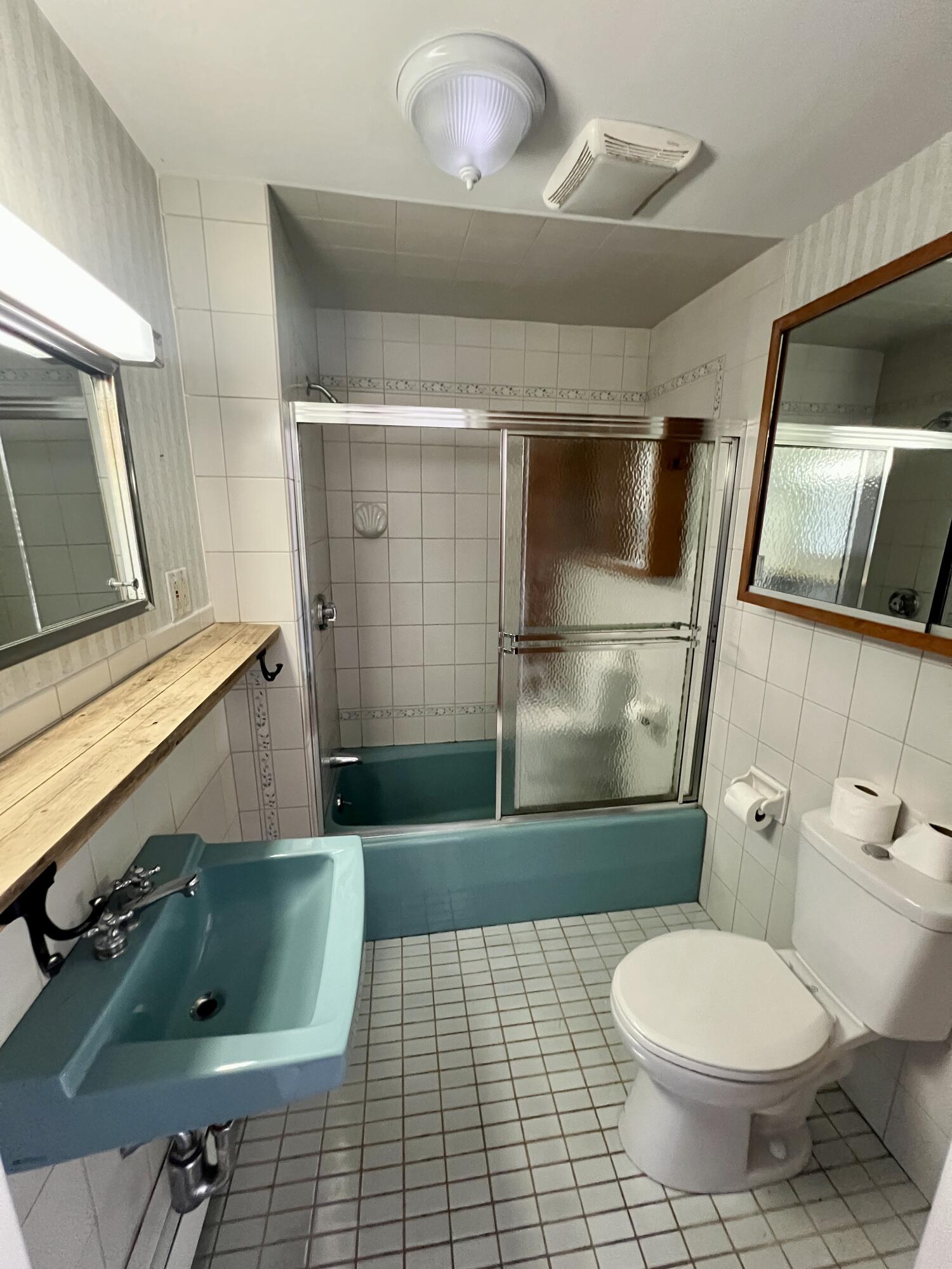 1079 Turner Street Property Photo 14