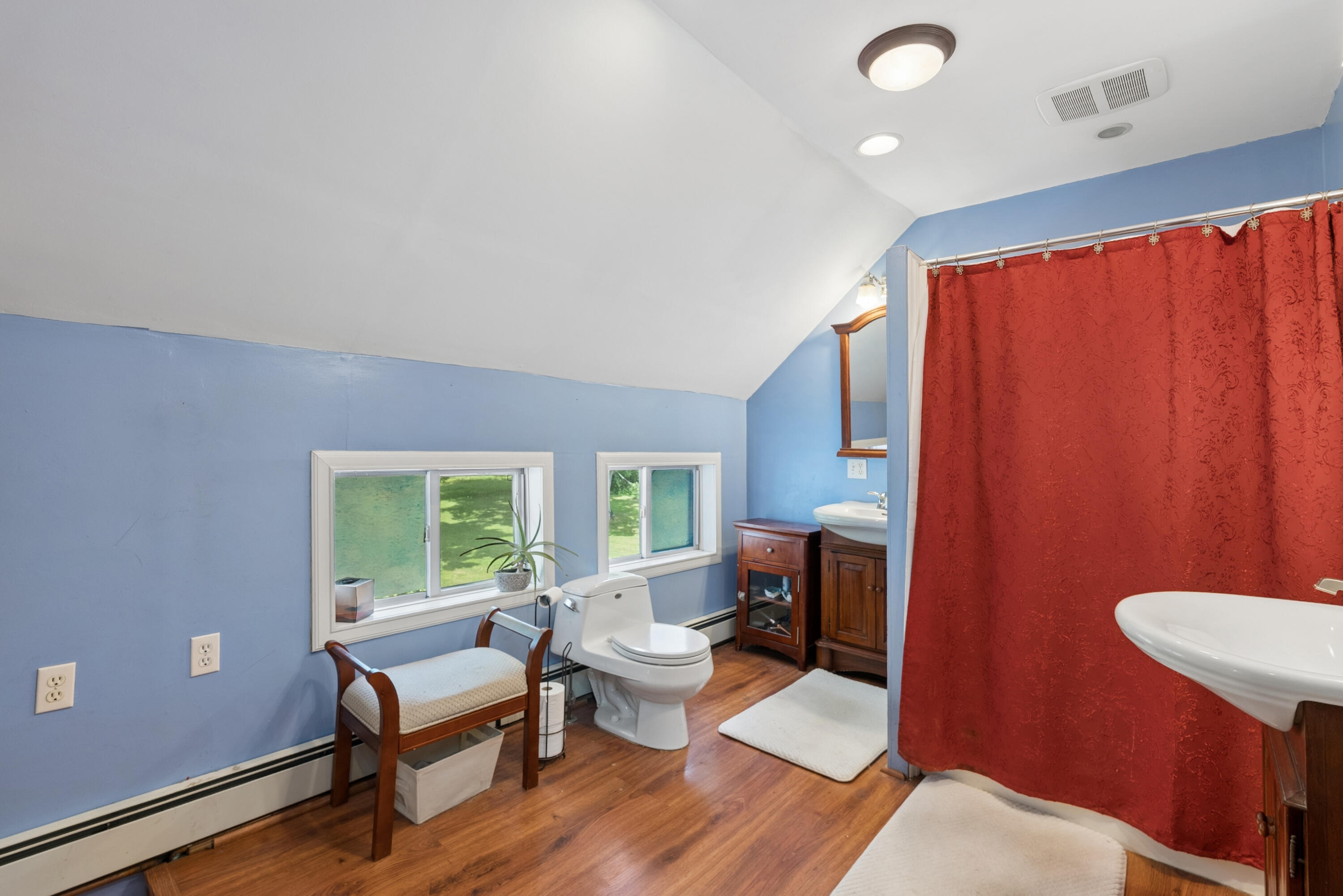 125 Main Street Property Photo 29