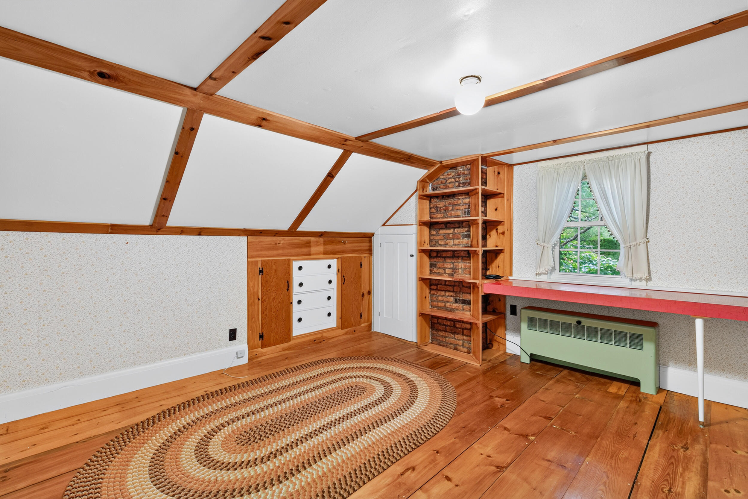 902 Long Plains Road Property Photo 36
