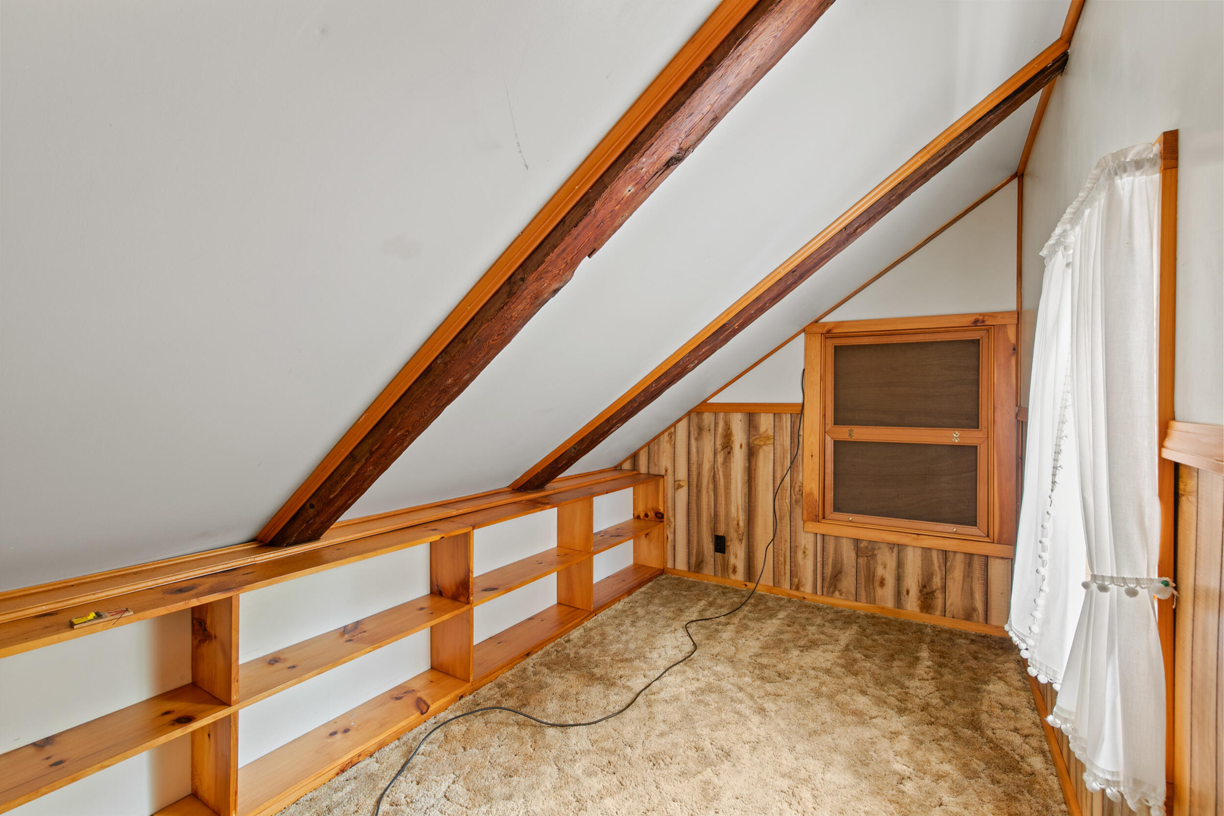902 Long Plains Road Property Photo 41