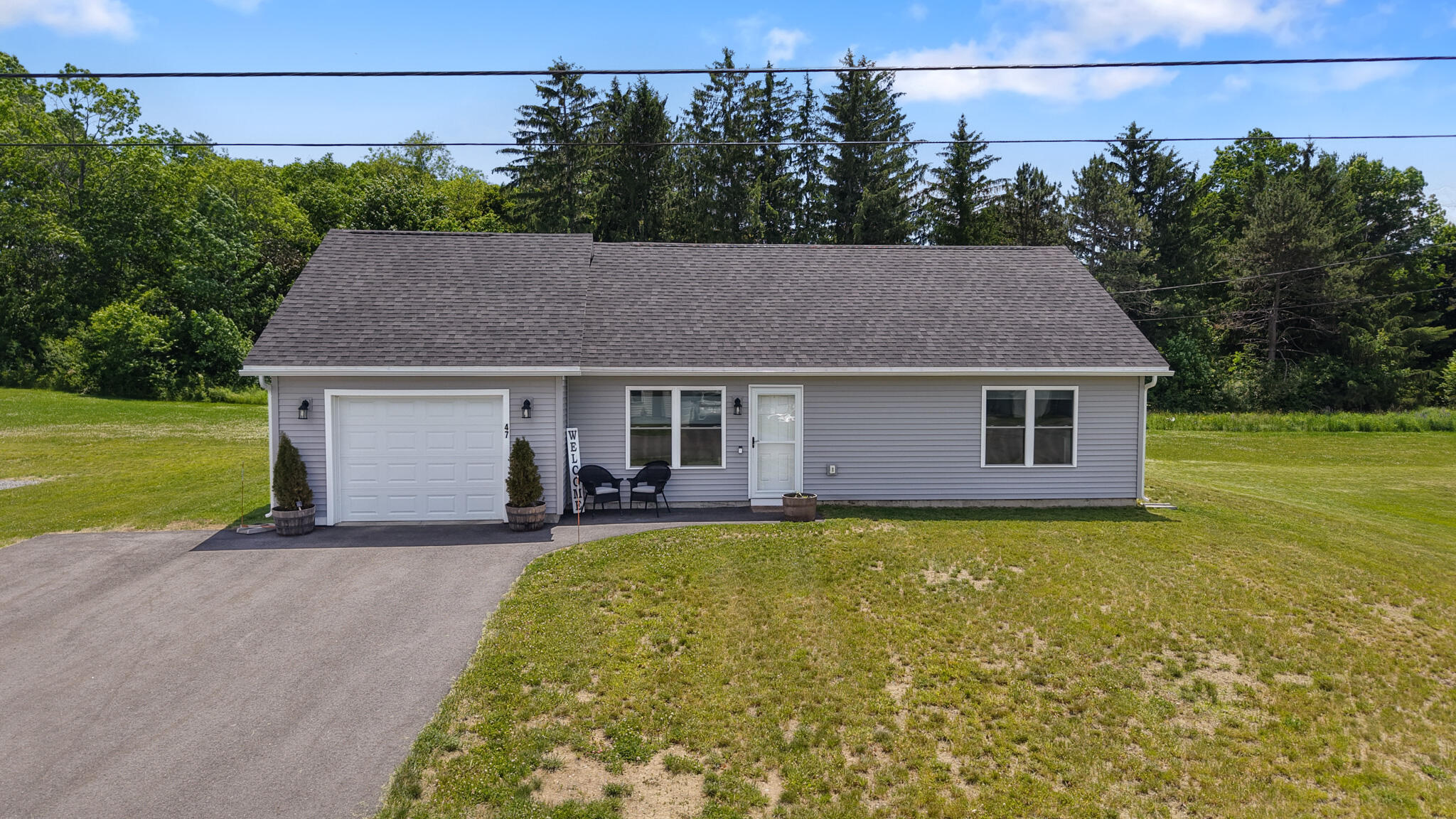 47 Stearns Farm Road Property Photo 2