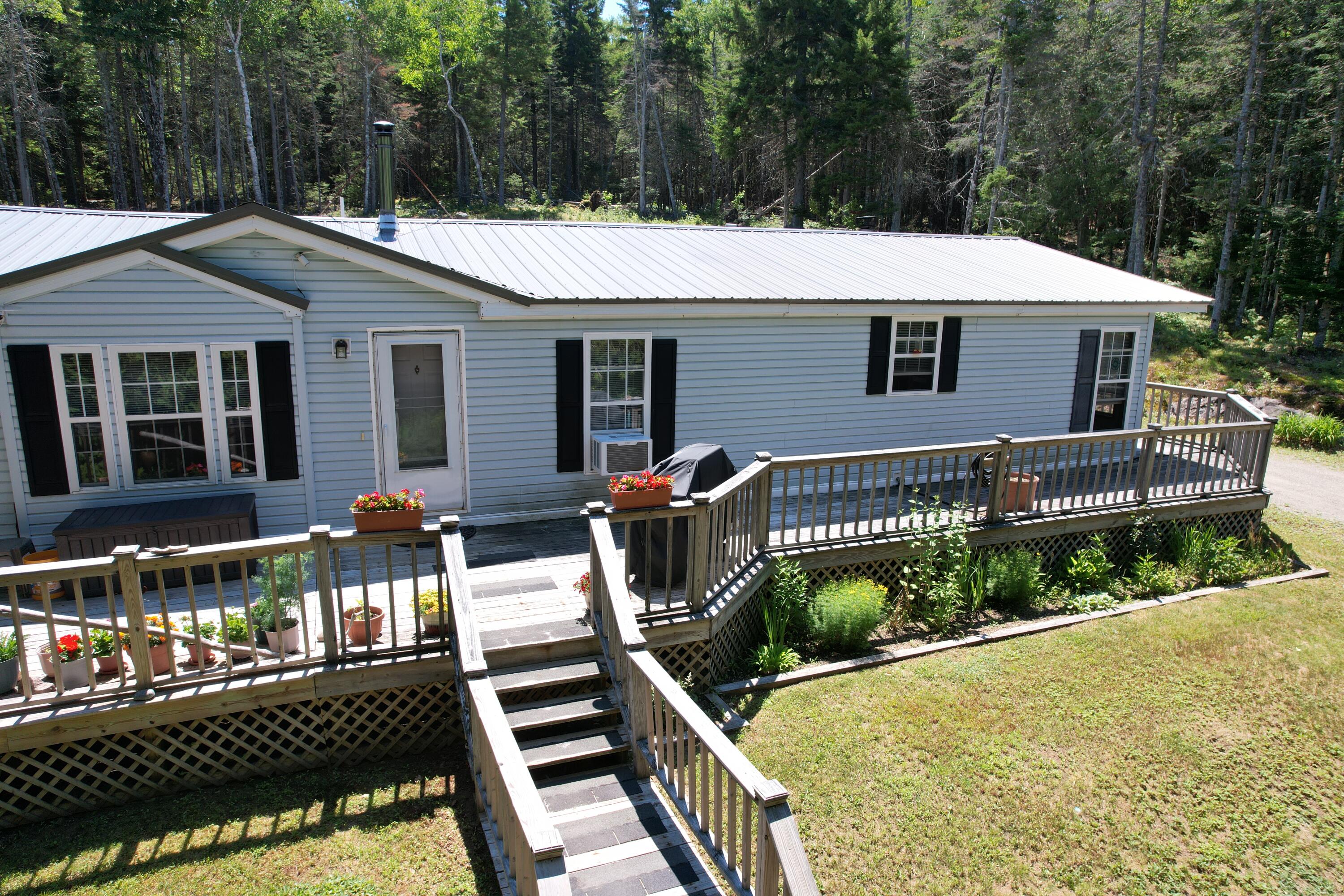 1246 County Road Property Photo 4