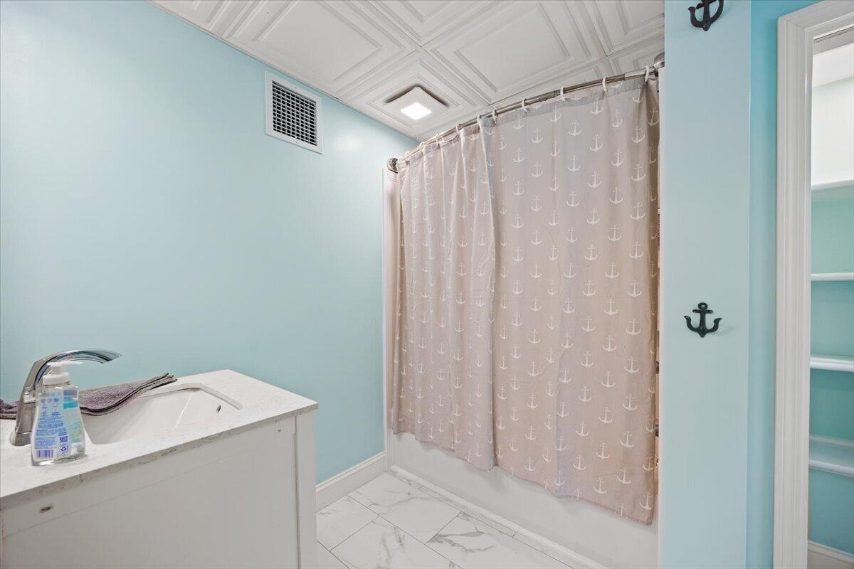 377 River Road Property Photo 36