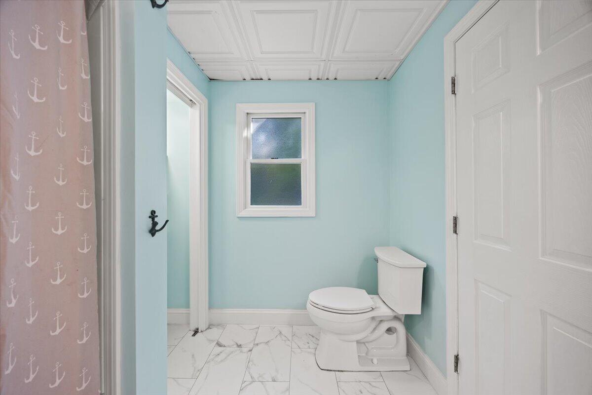 377 River Road Property Photo 37