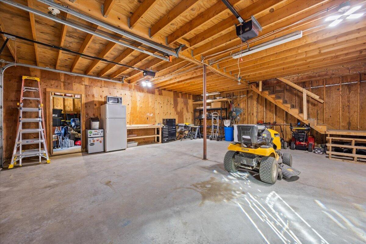 377 River Road Property Photo 41
