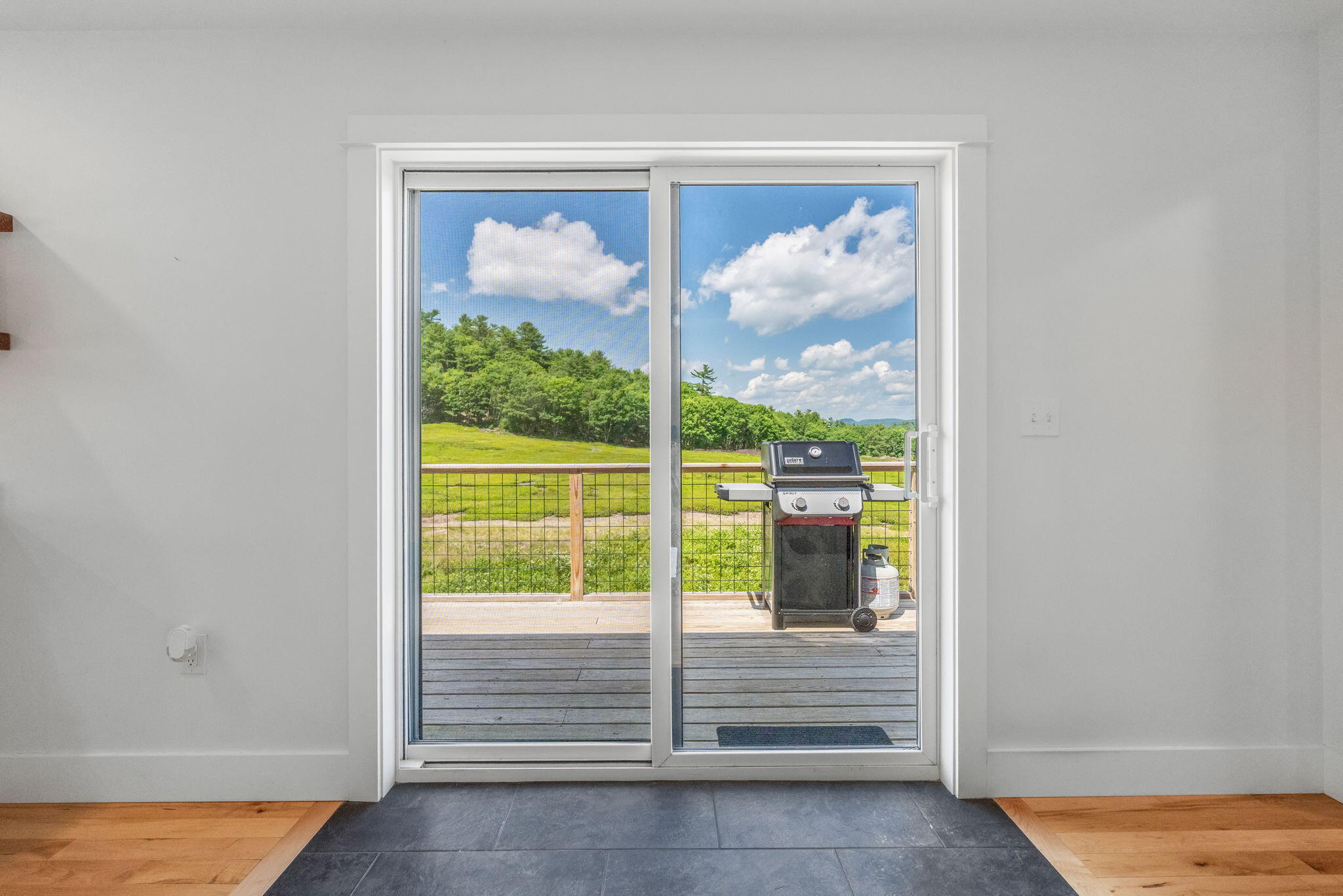 100 Easy Street Property Photo 25