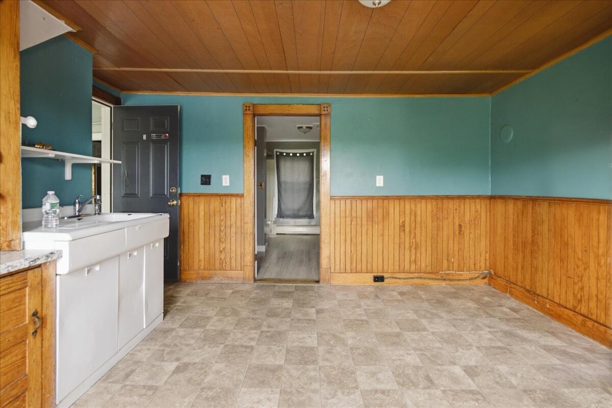 4 Sherwin Street Property Photo 47