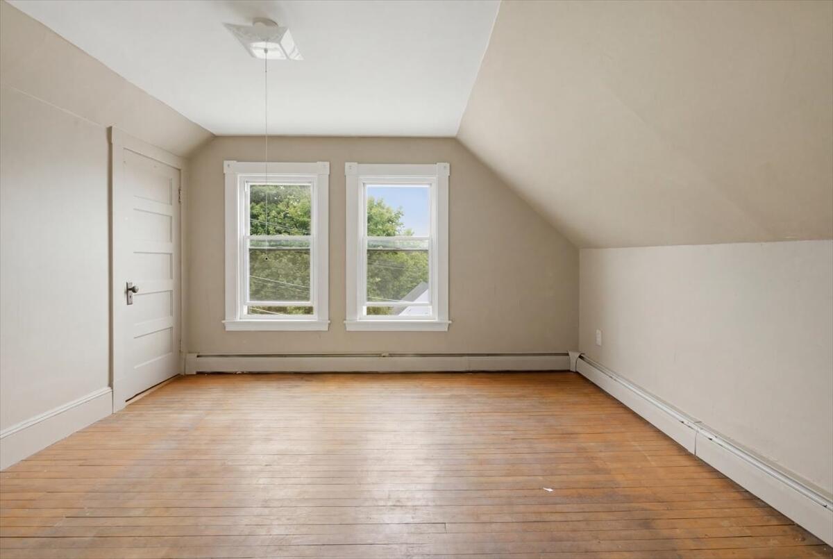 4 Sherwin Street Property Photo 54