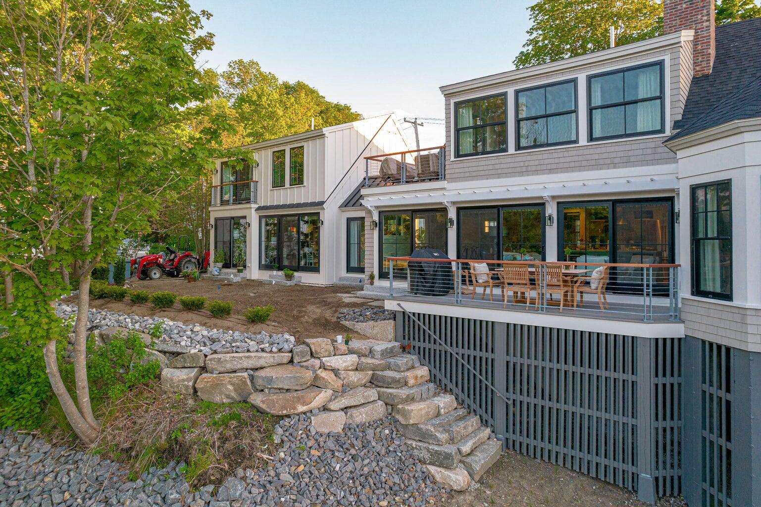 2 Maine Street Property Photo 14