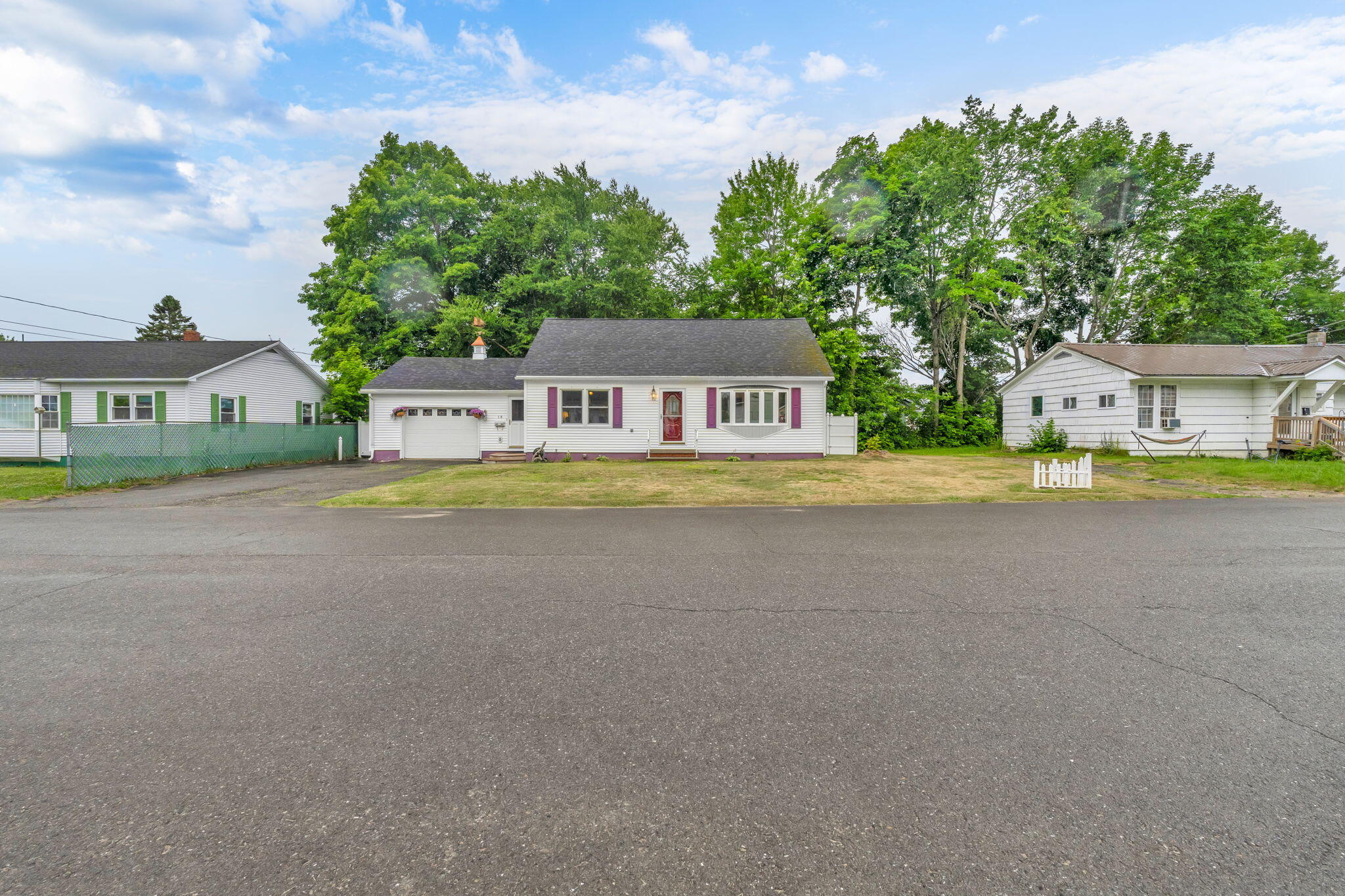 18 Grove Street Property Photo 2