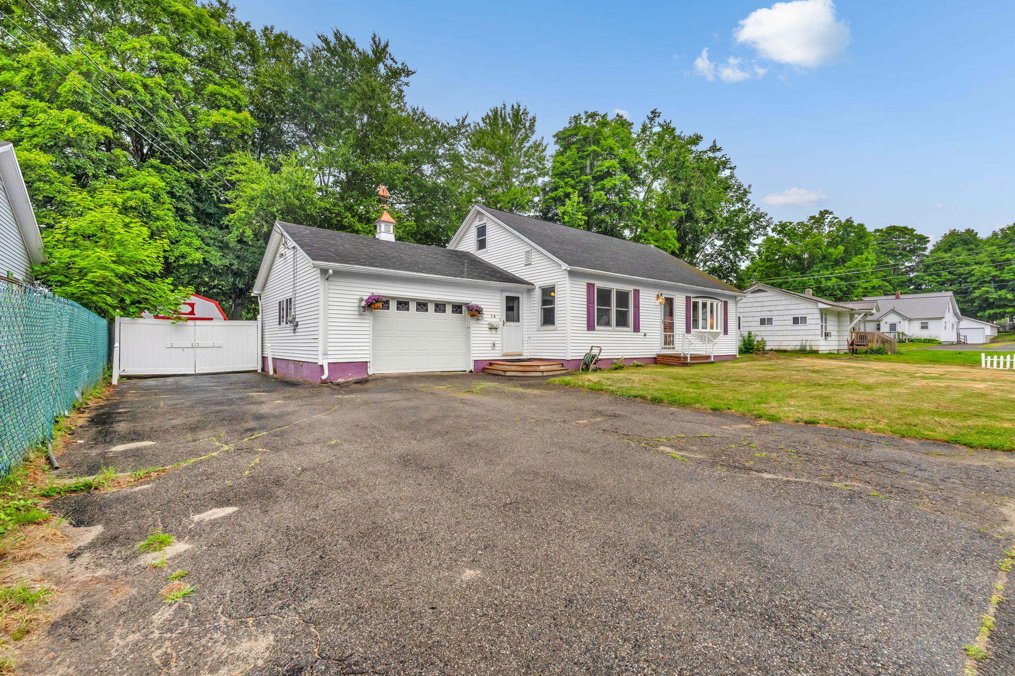 18 Grove Street Property Photo 4