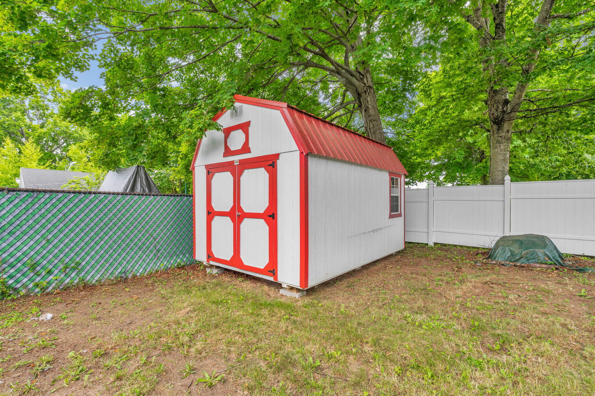 18 Grove Street Property Photo 12