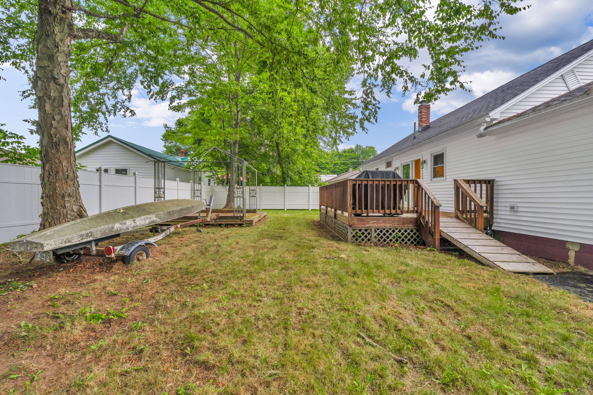 18 Grove Street Property Photo 13
