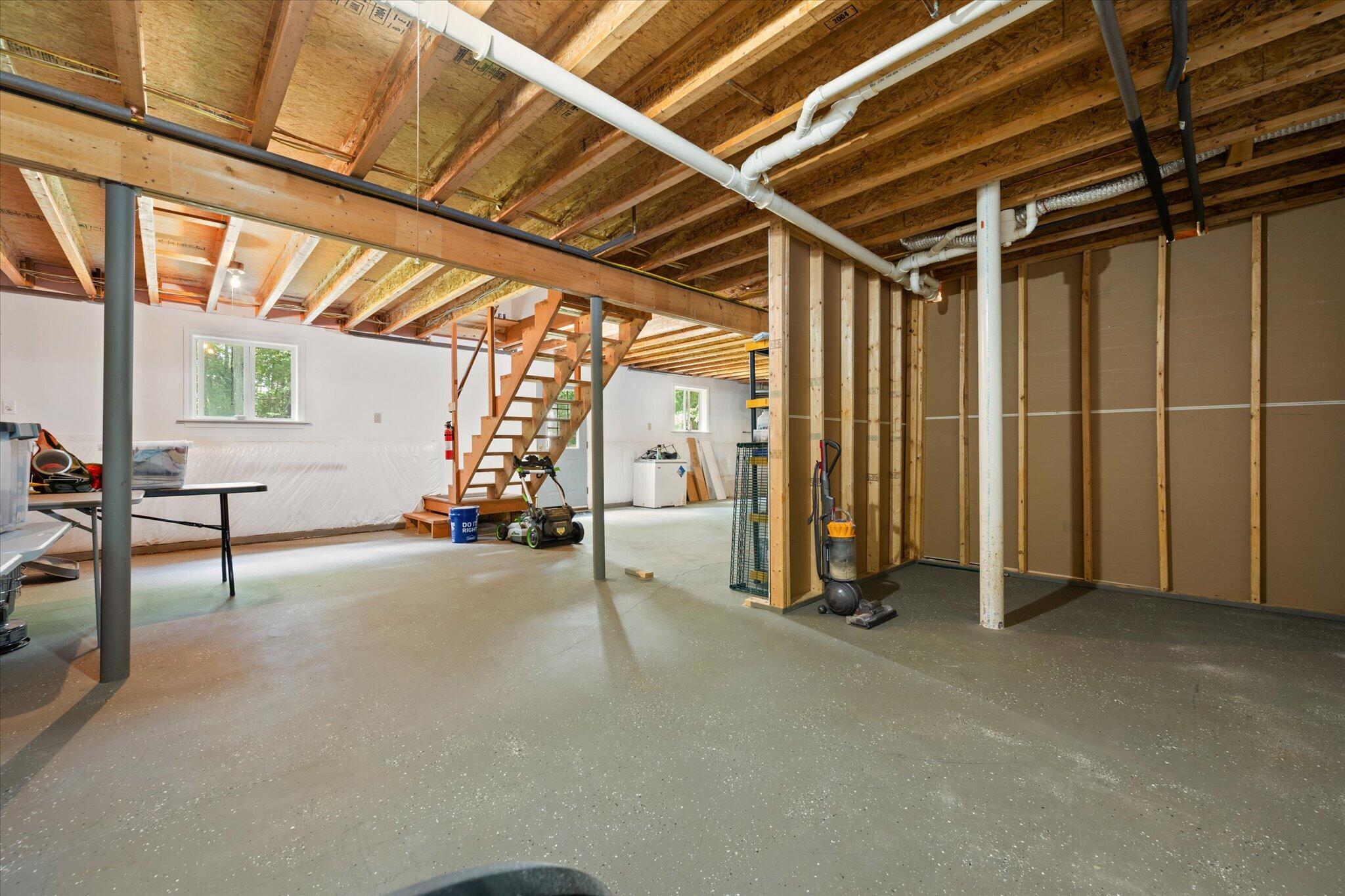 12 Seekins Way Property Photo 23