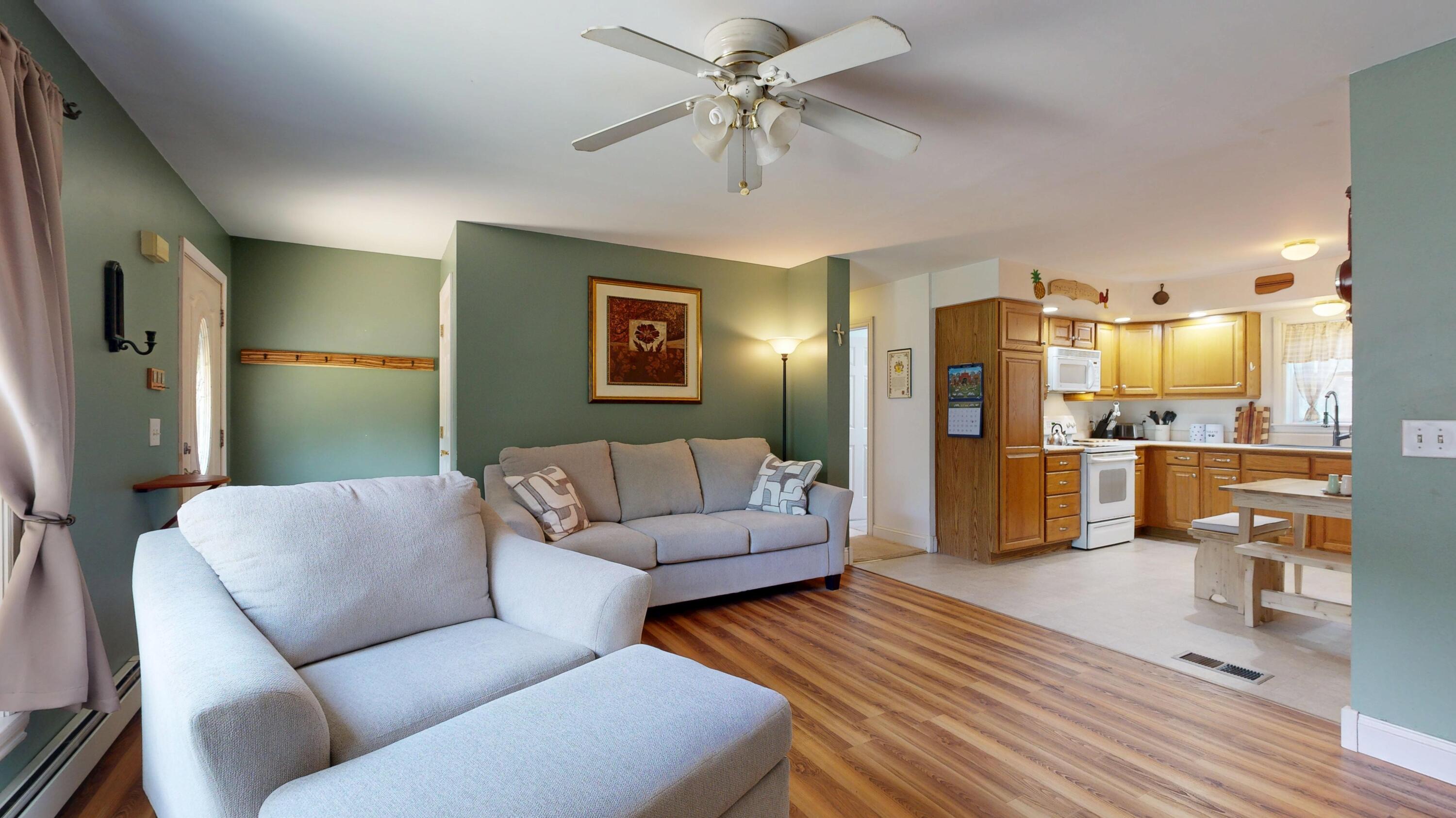 93 Hall Lane Property Photo 8
