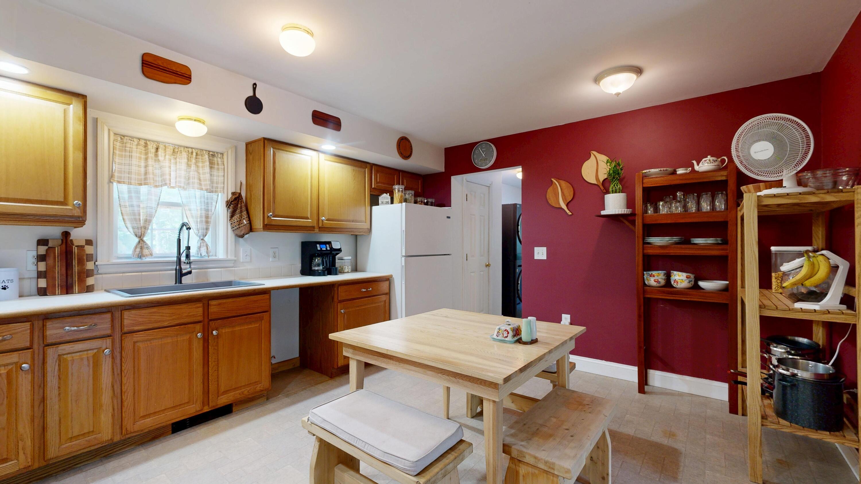 93 Hall Lane Property Photo 11
