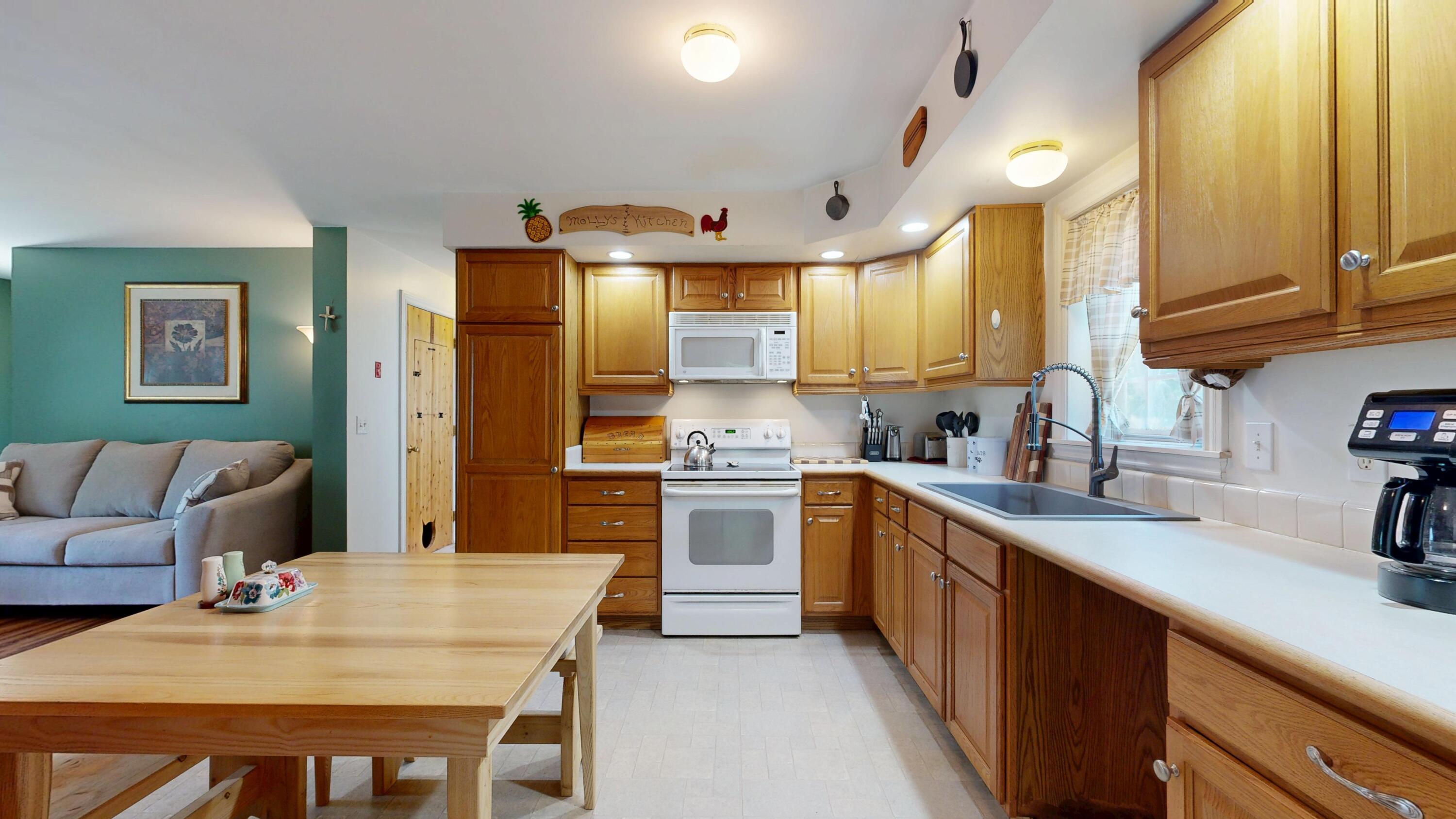 93 Hall Lane Property Photo 13