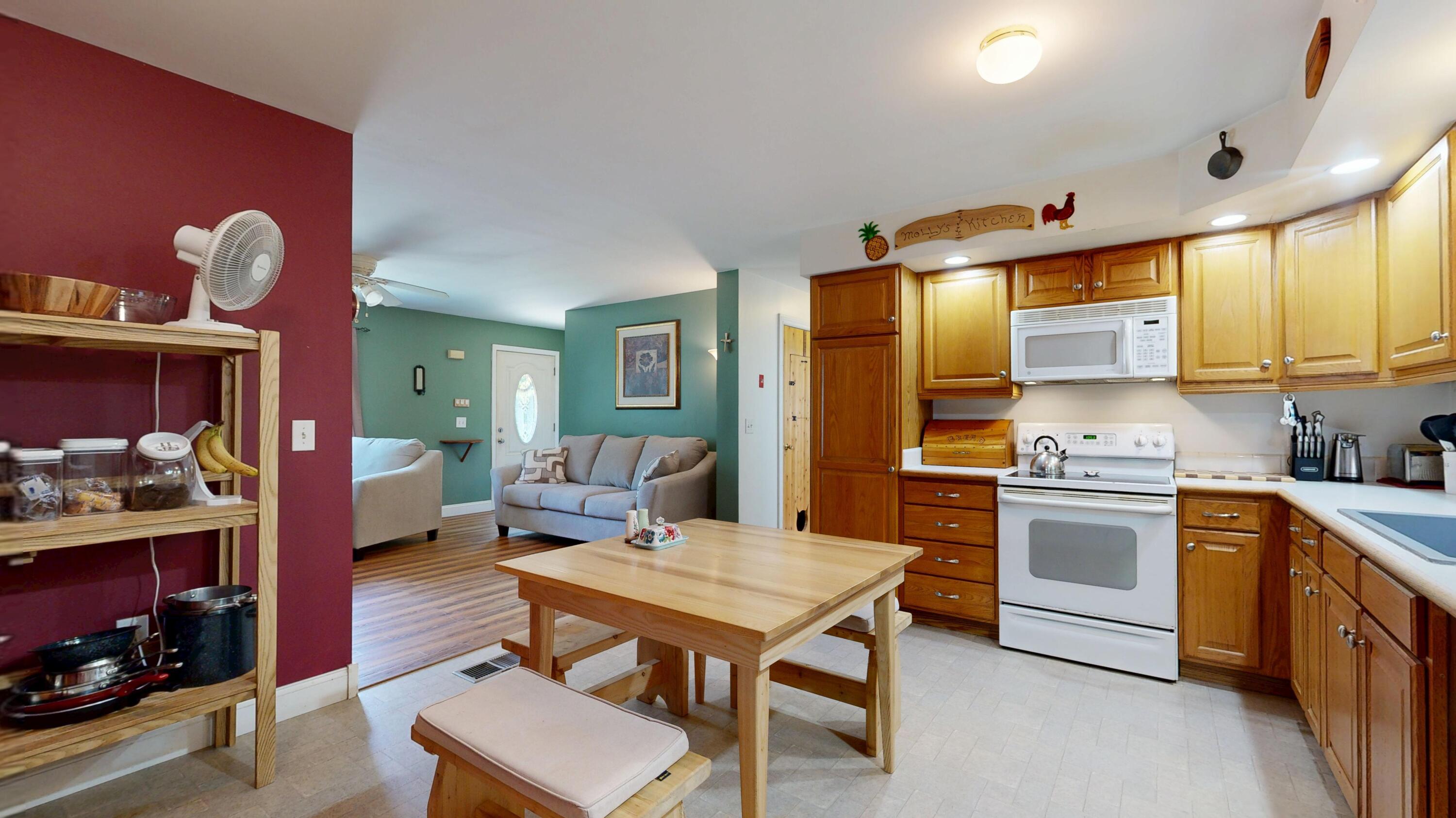 93 Hall Lane Property Photo 14