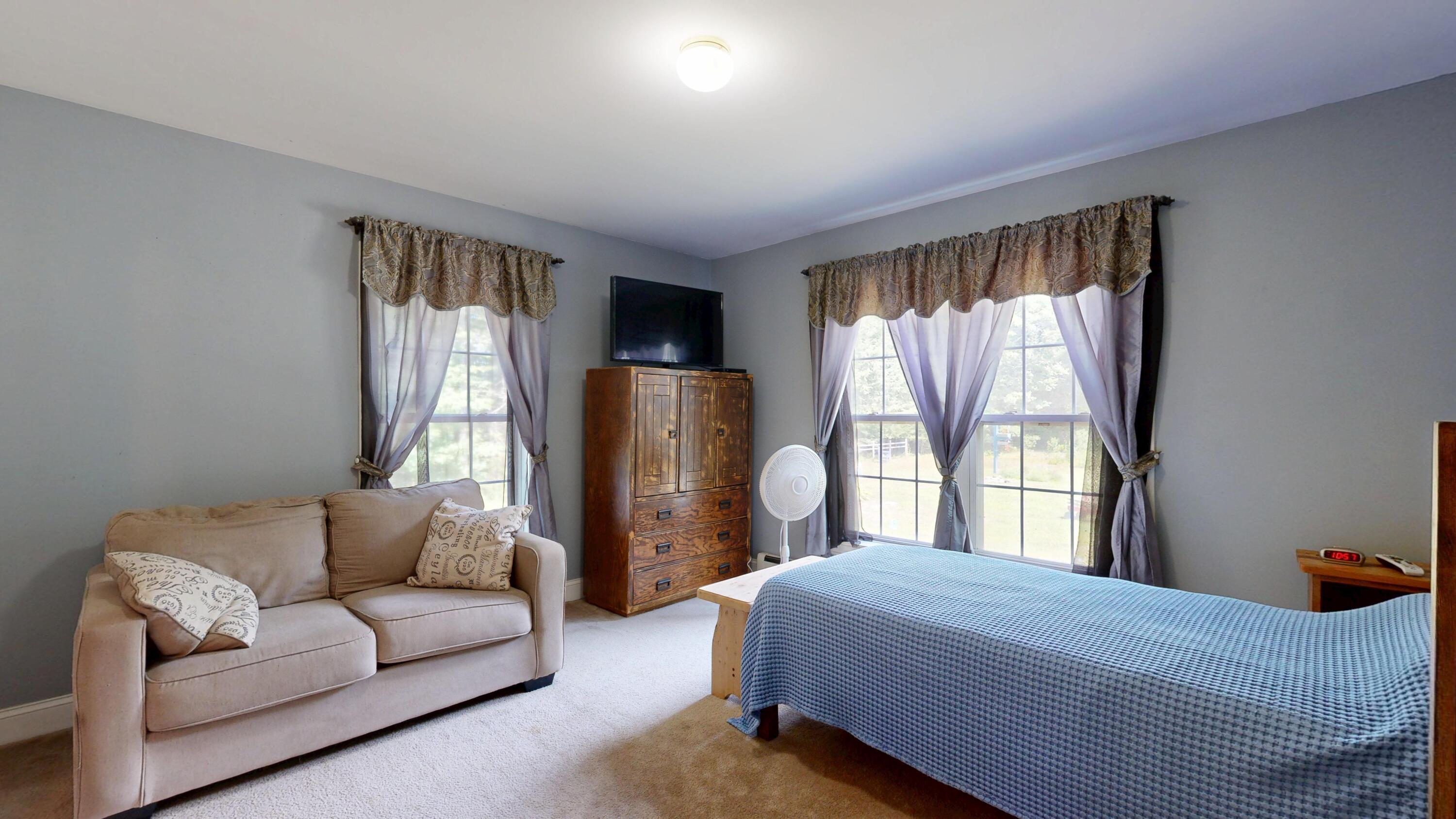 93 Hall Lane Property Photo 18