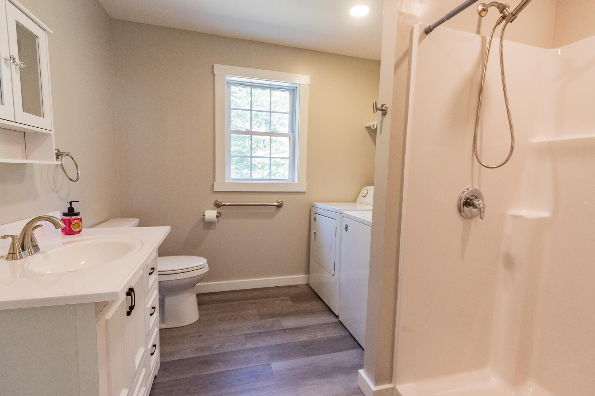 64 North Property Photo 6