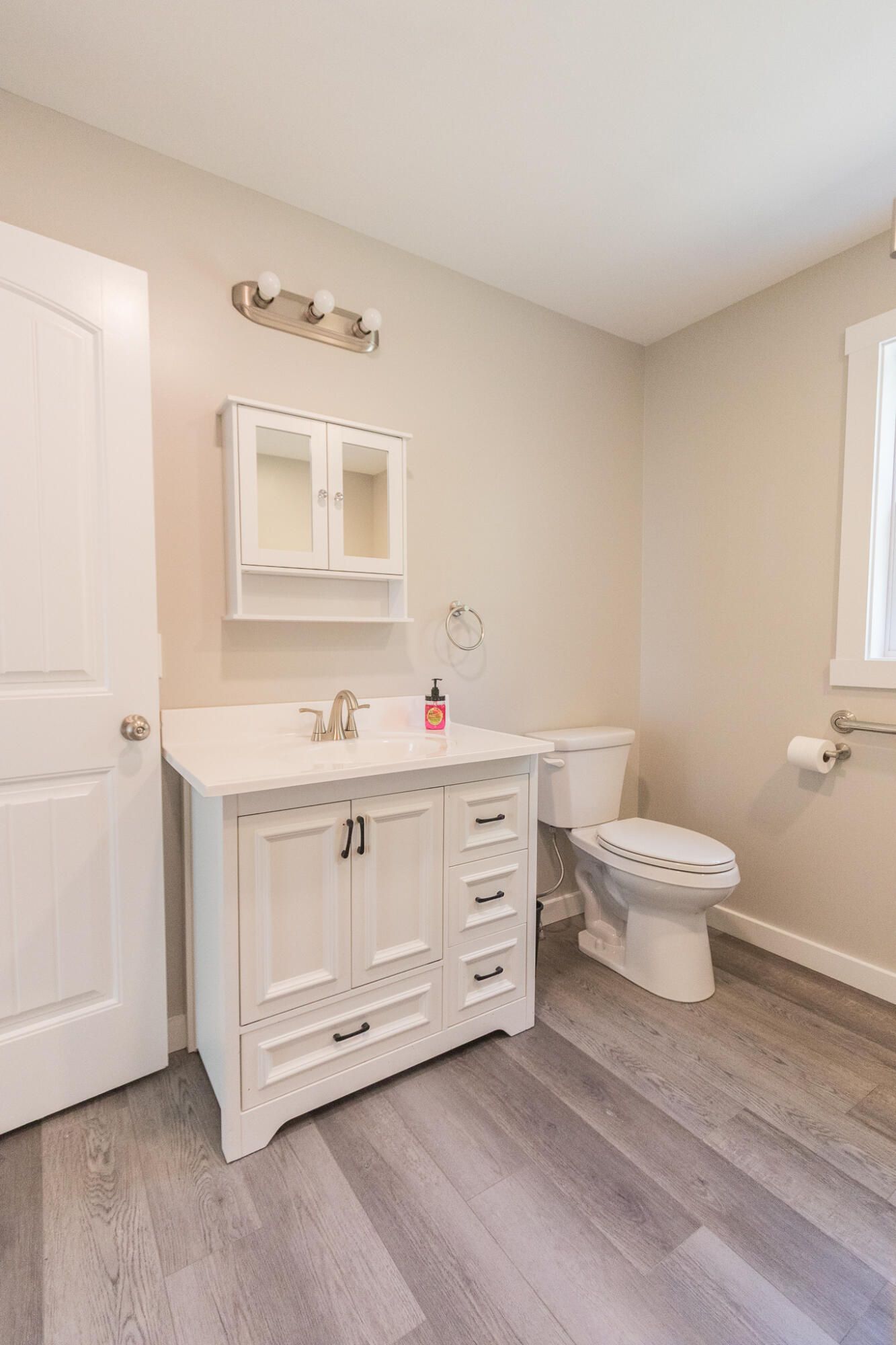 64 North Property Photo 10