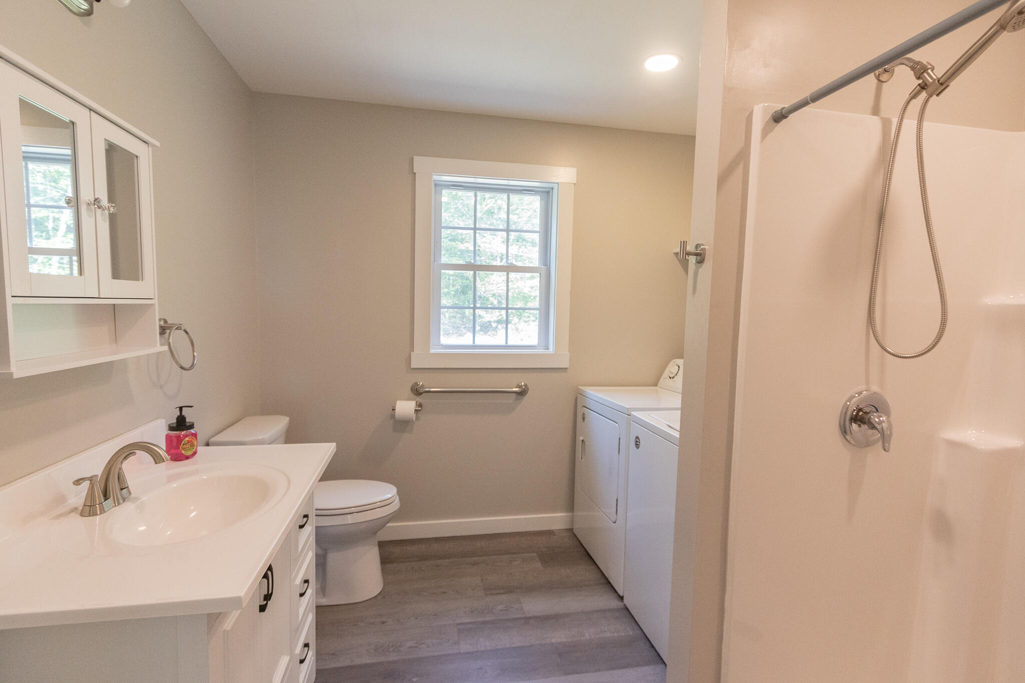 64 North Property Photo 16