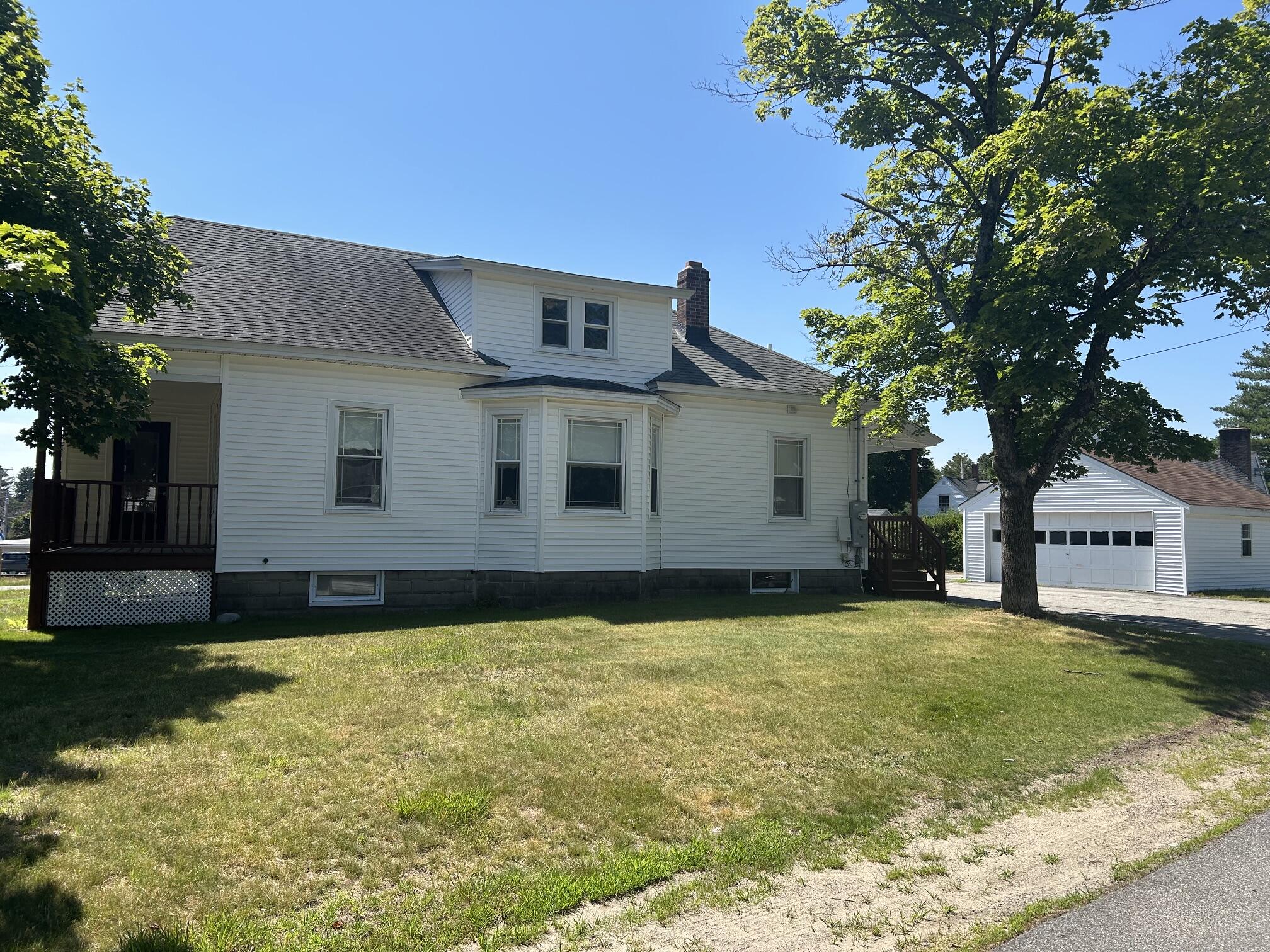 1087 Main Street Property Photo 3