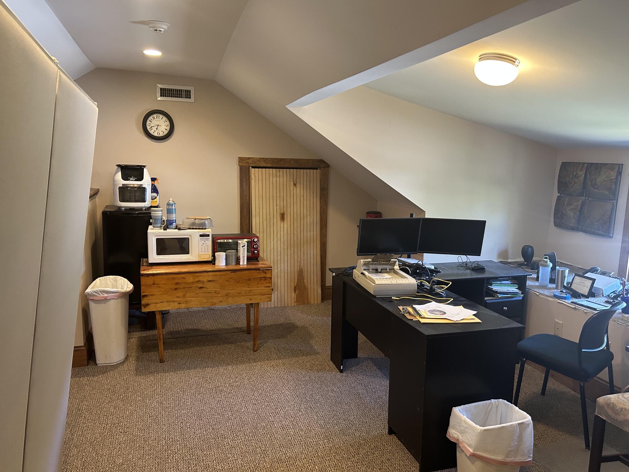 1087 Main Street Property Photo 18