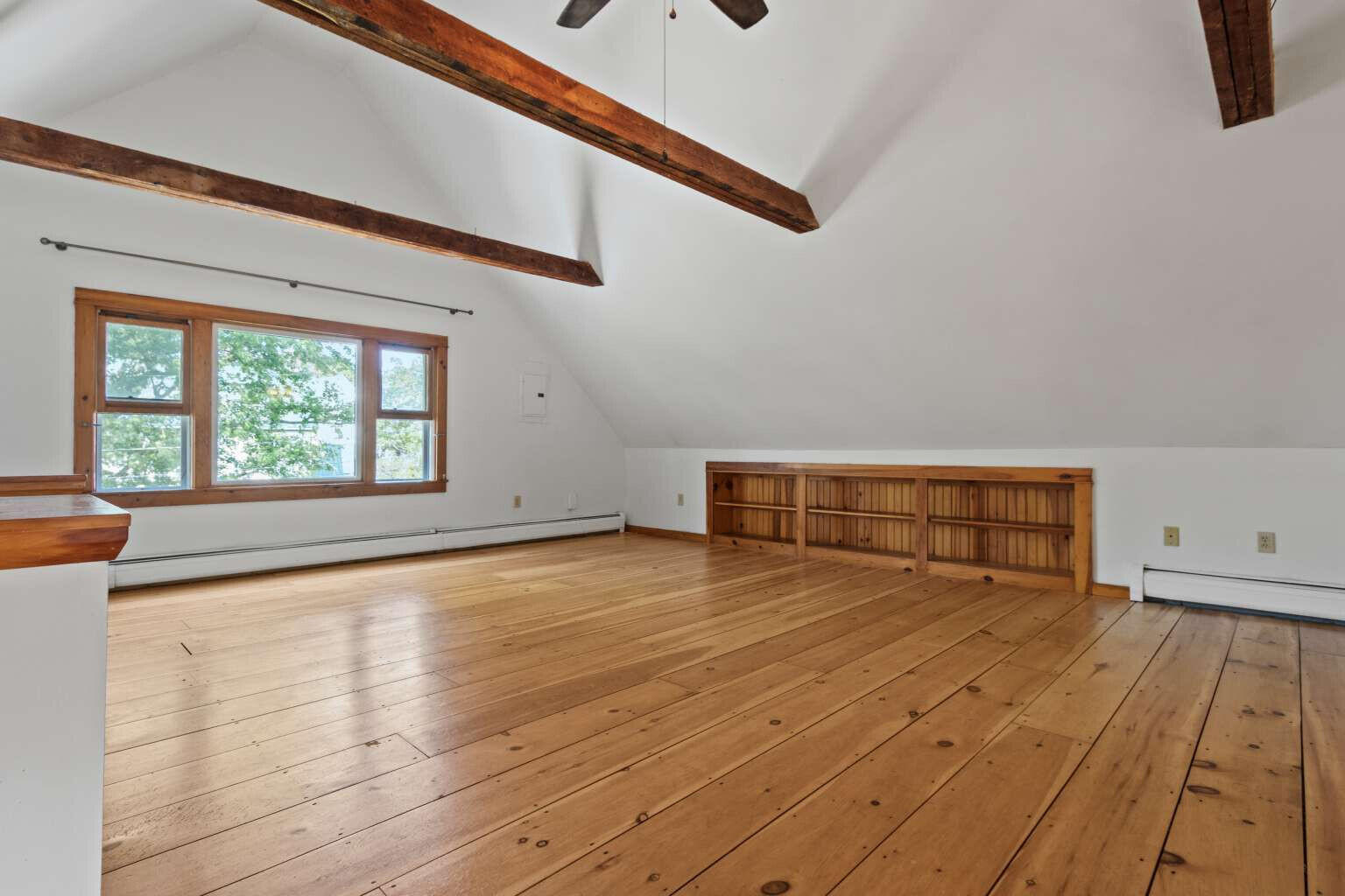280 Concord Street W 3 Property Photo 11