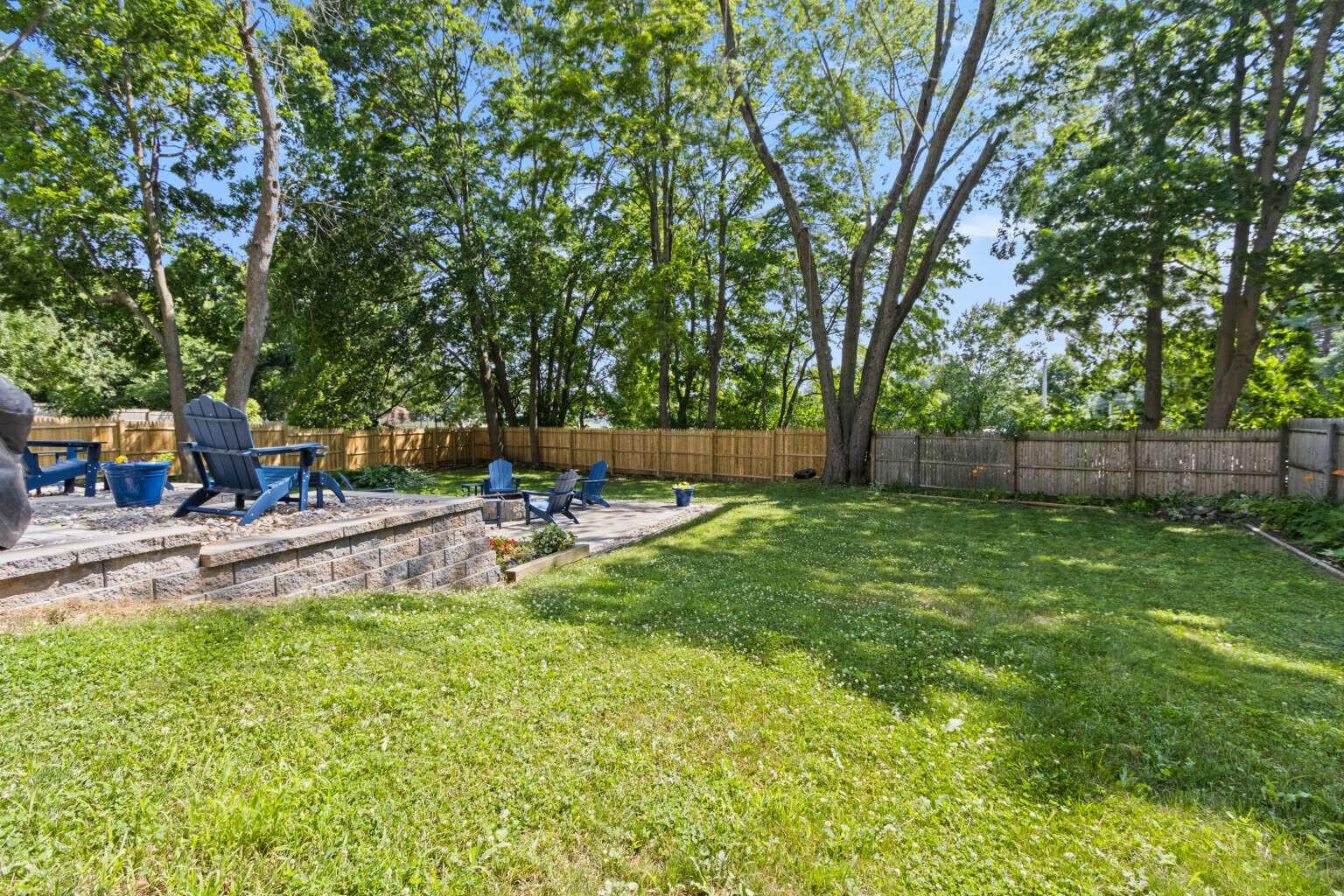 280 Concord Street W 3 Property Photo 37