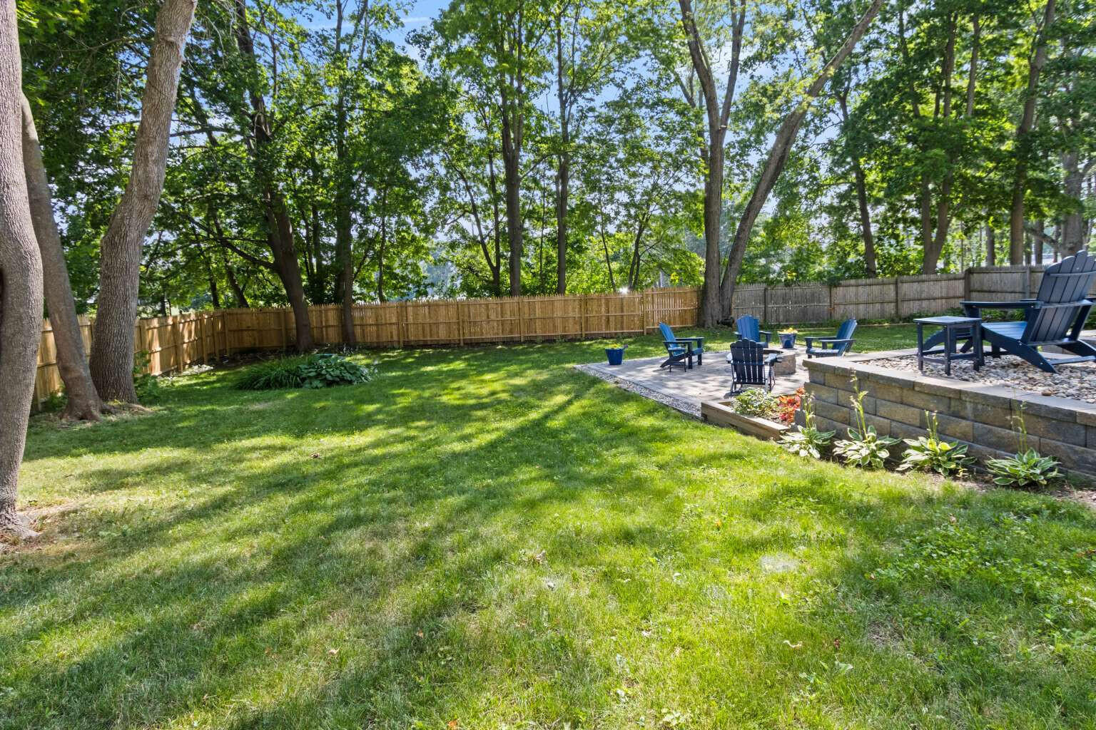 280 Concord Street W 3 Property Photo 39