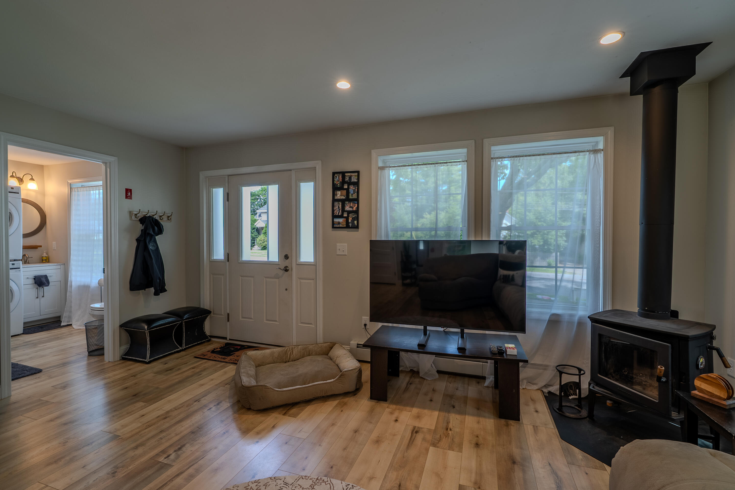 210 Fern Street Property Photo 6