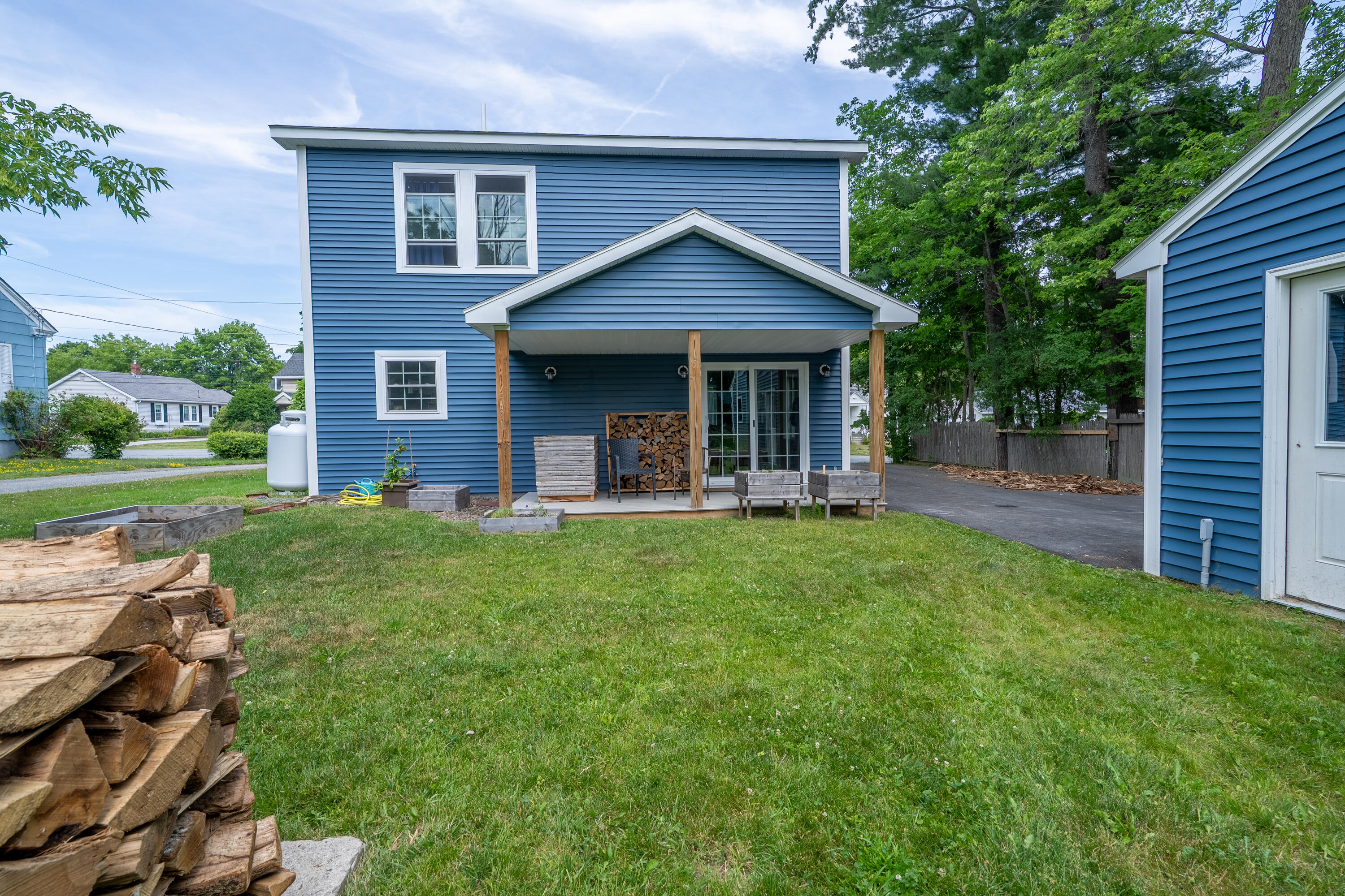 210 Fern Street Property Photo 33