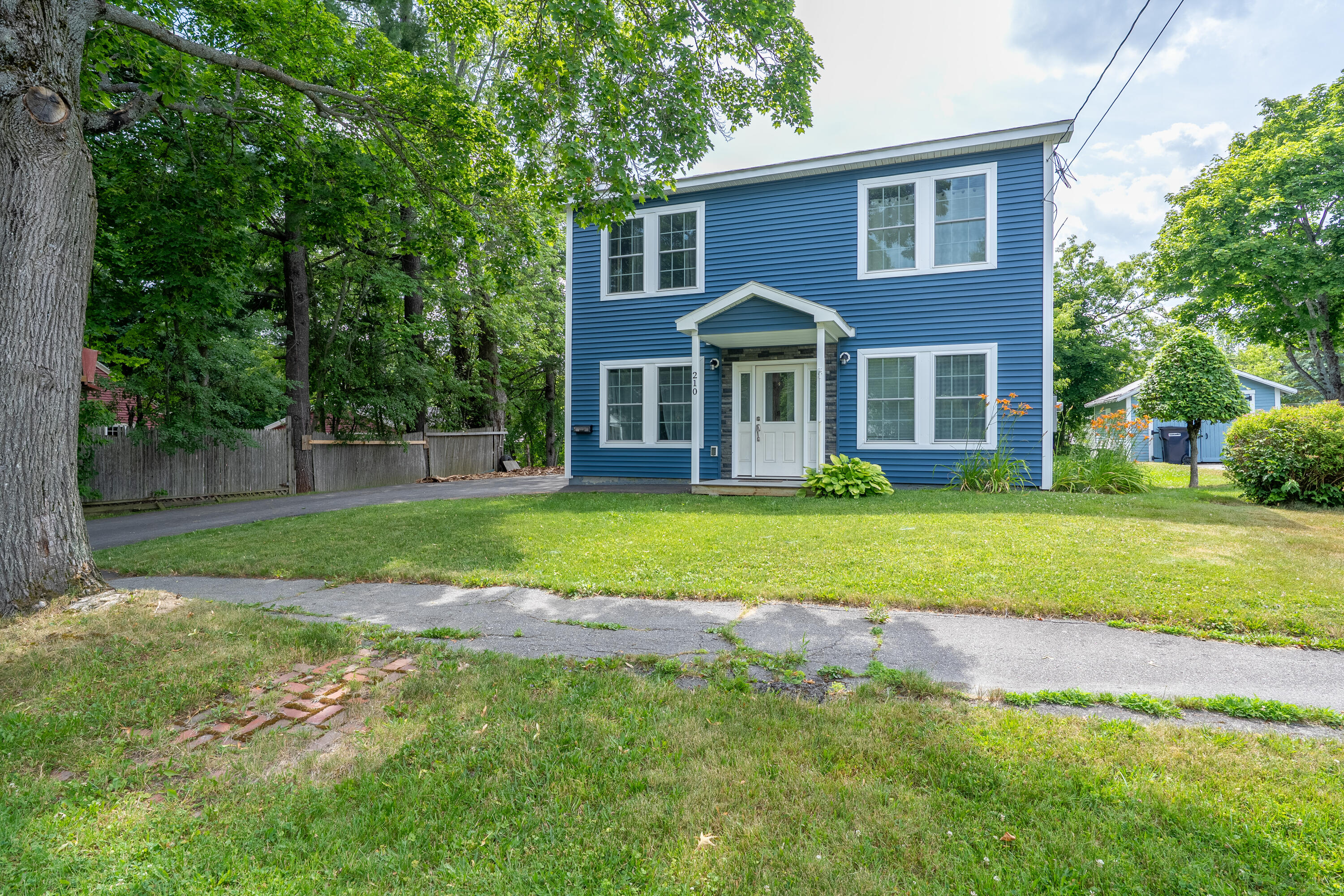 210 Fern Street Property Photo 35