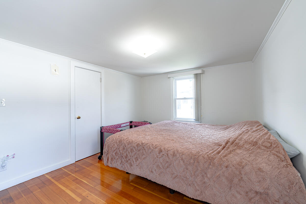 25 Green Street Property Photo 32