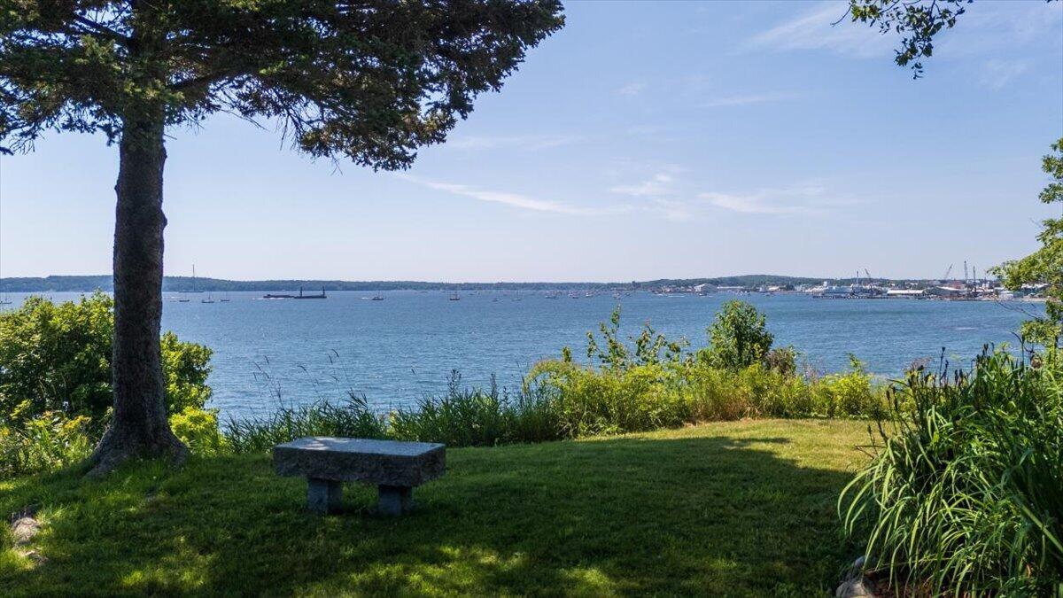 3 Harbor Lane Property Photo 4