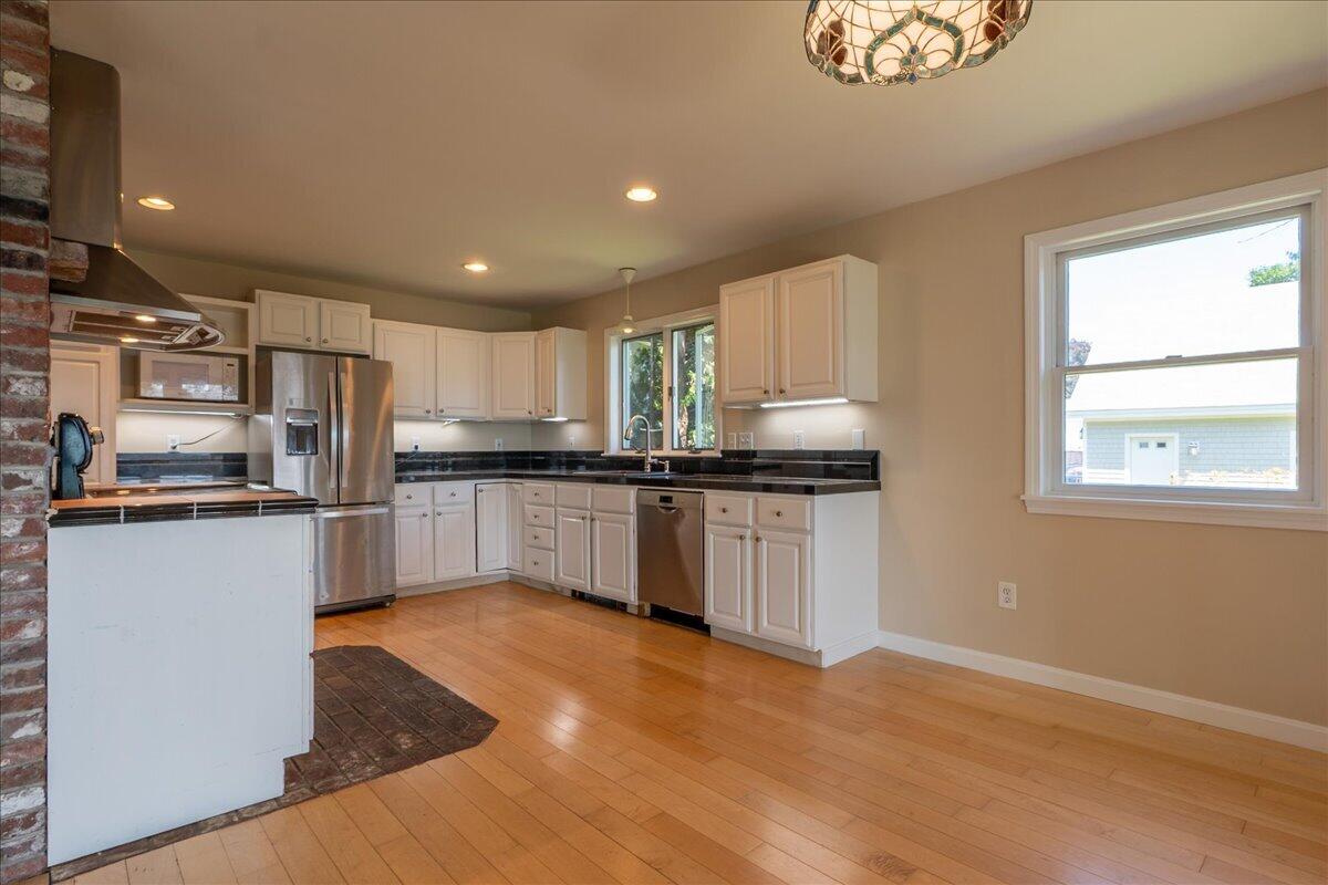 3 Harbor Lane Property Photo 28