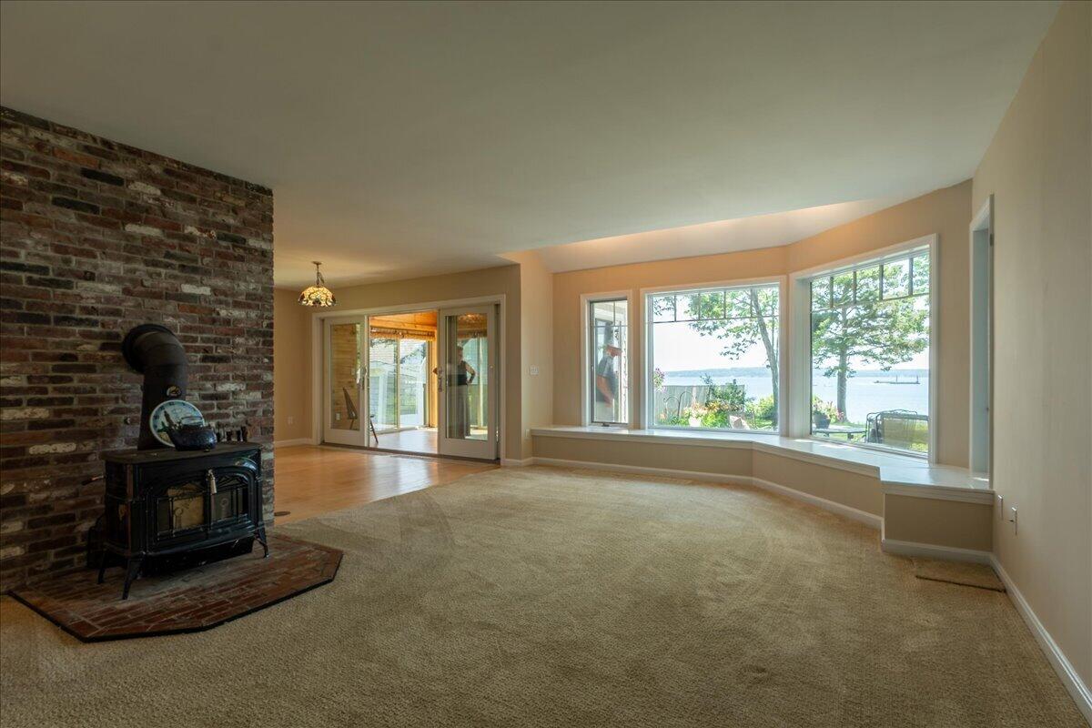 3 Harbor Lane Property Photo 34