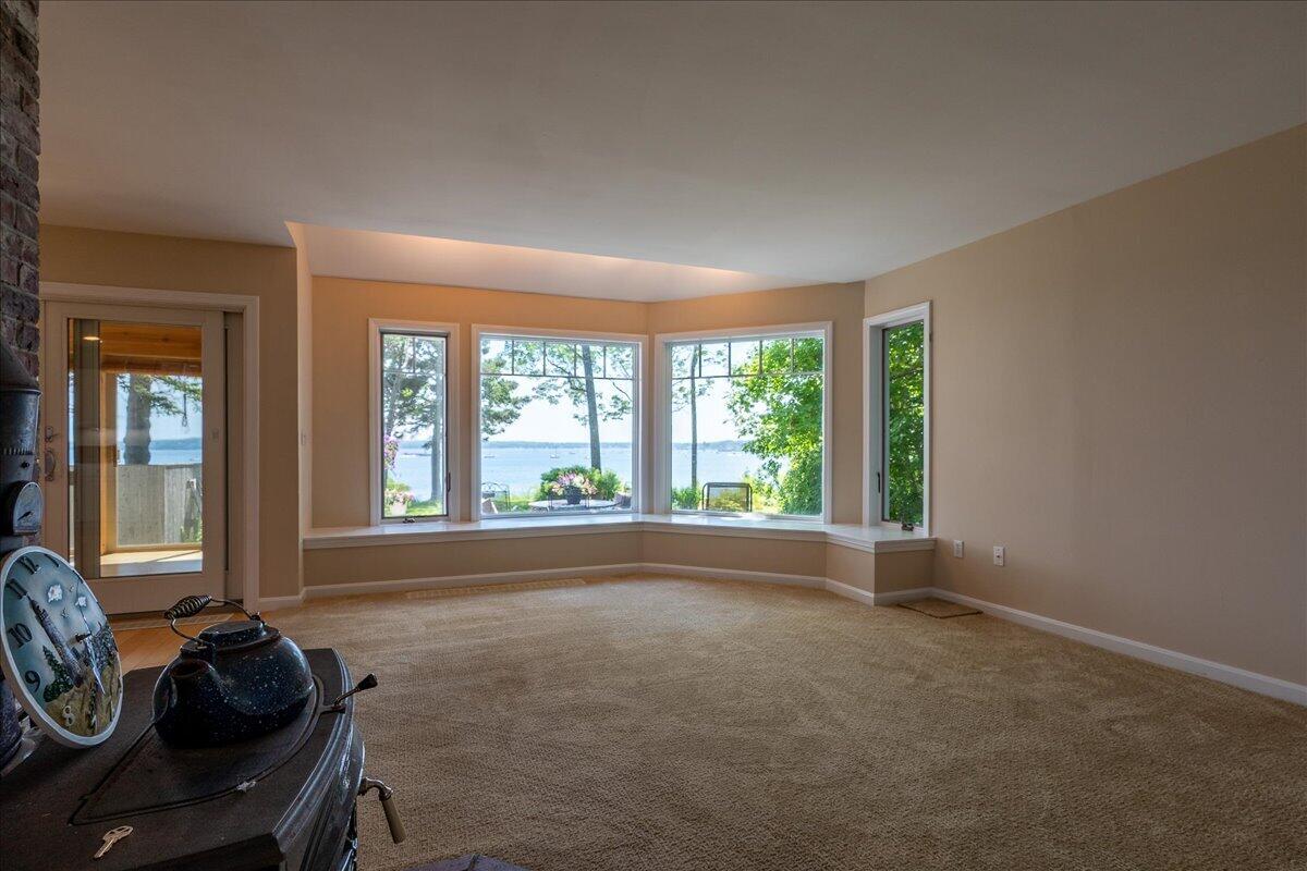 3 Harbor Lane Property Photo 35