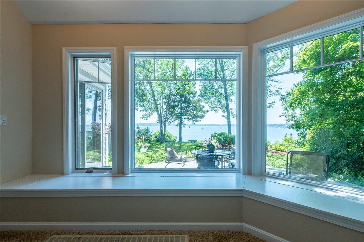 3 Harbor Lane Property Photo 36