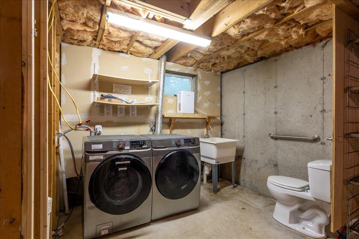 3 Harbor Lane Property Photo 57