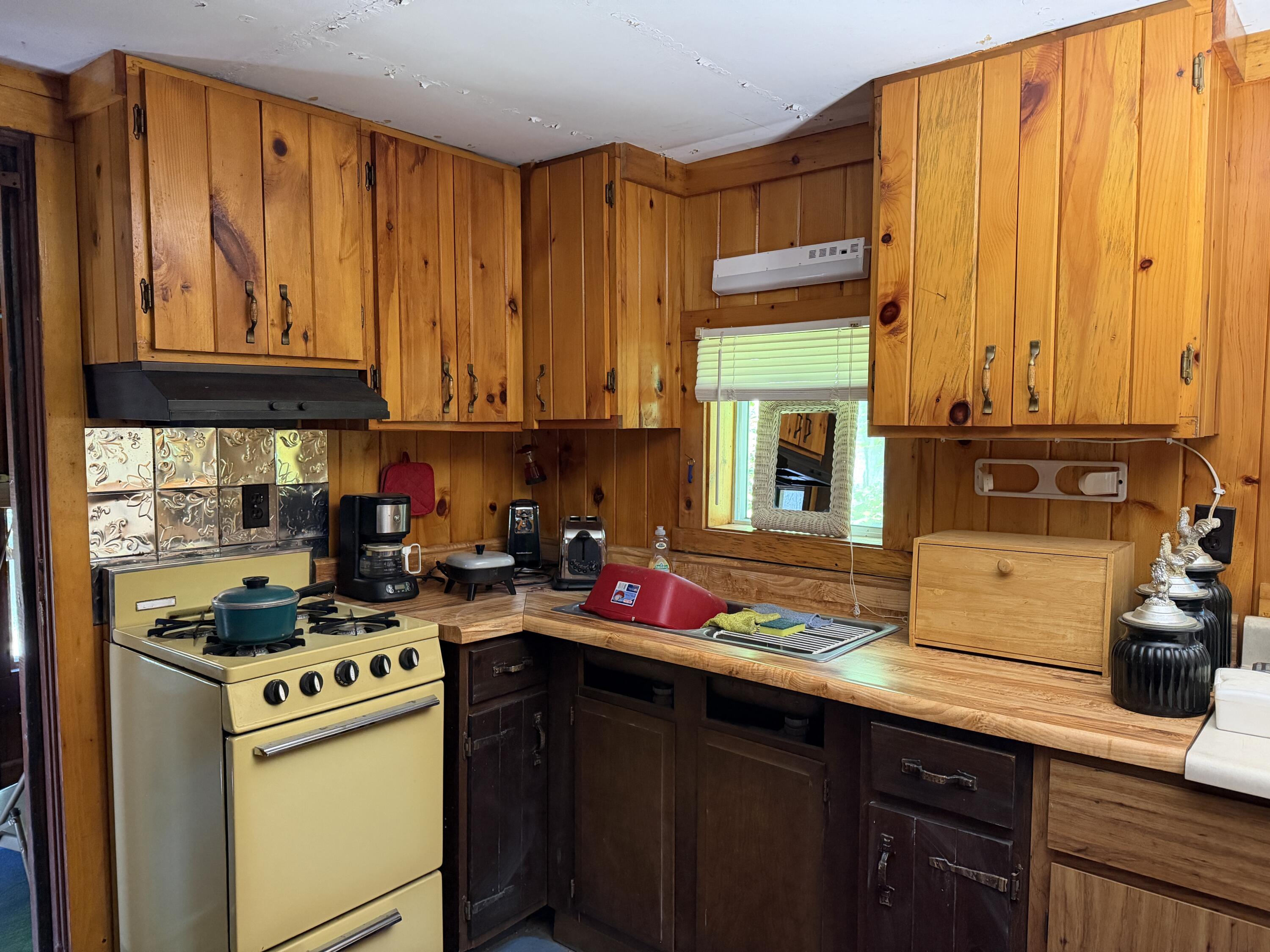 271 Goulds Ridge Road Property Photo 7