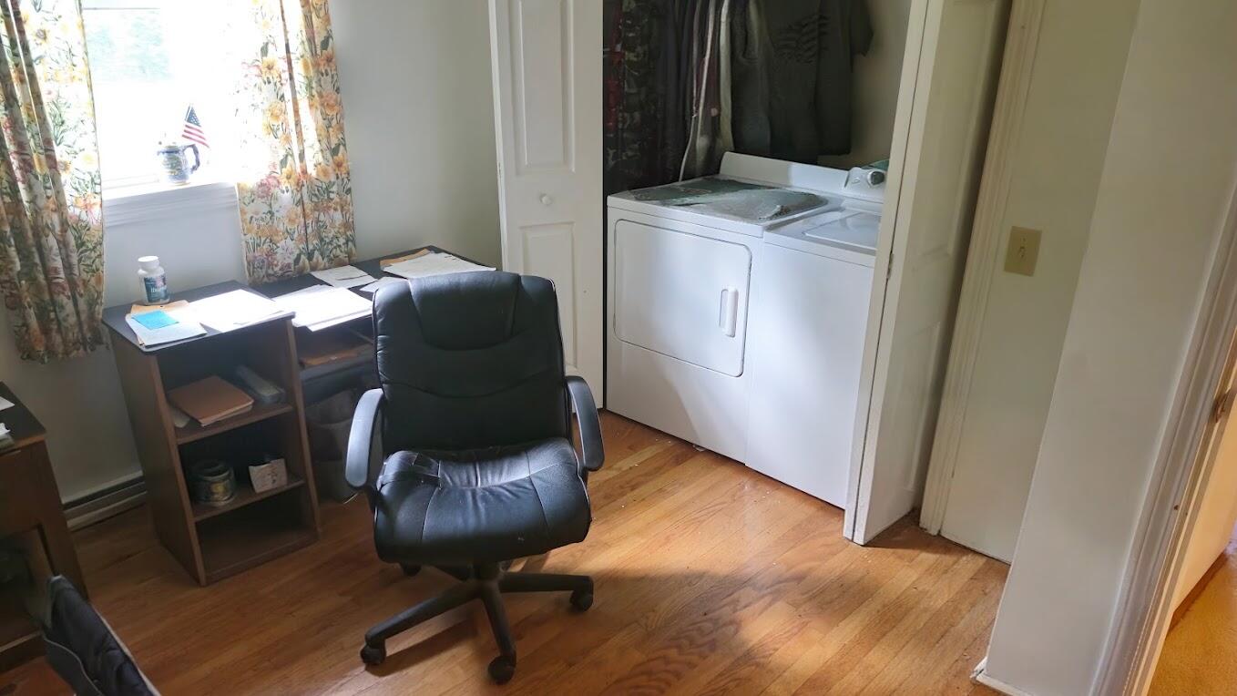 14 New York Street Property Photo 24