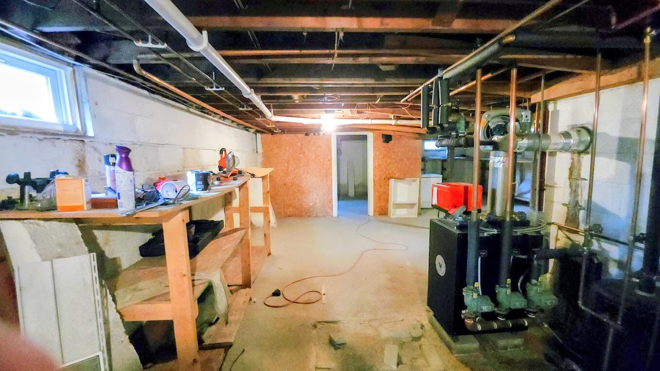 14 New York Street Property Photo 26